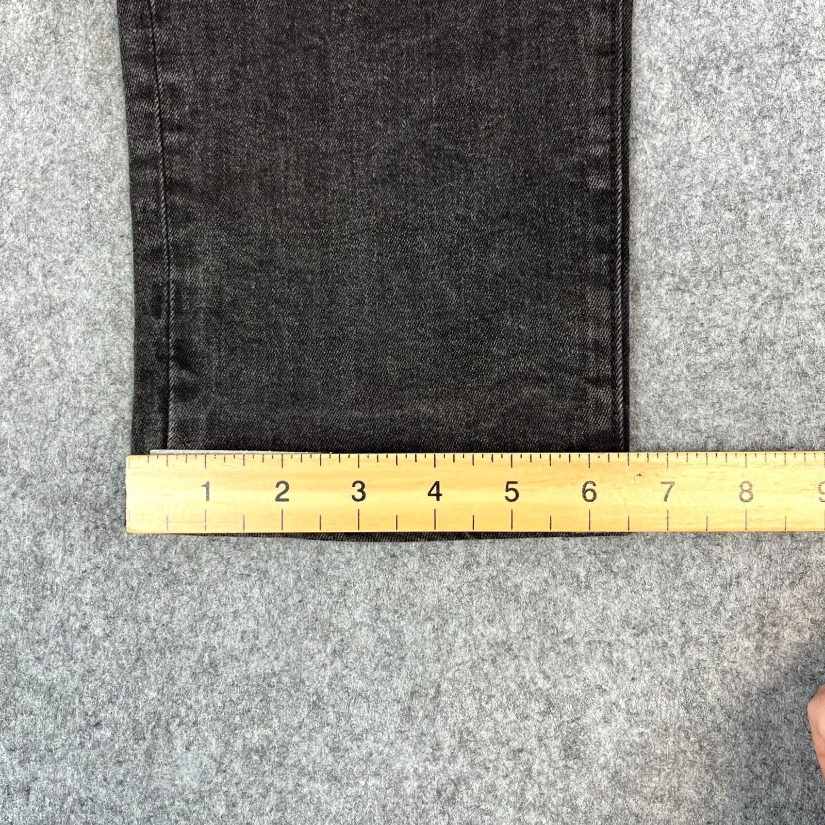 True Religion True Religion Jeans Relaxed Skinny 32 Dark Grey Denim 5-Pocket Rocco Men Fashion Vintage? No (adjusted) Size US 32 / EU 48 - 3 Thumbnail