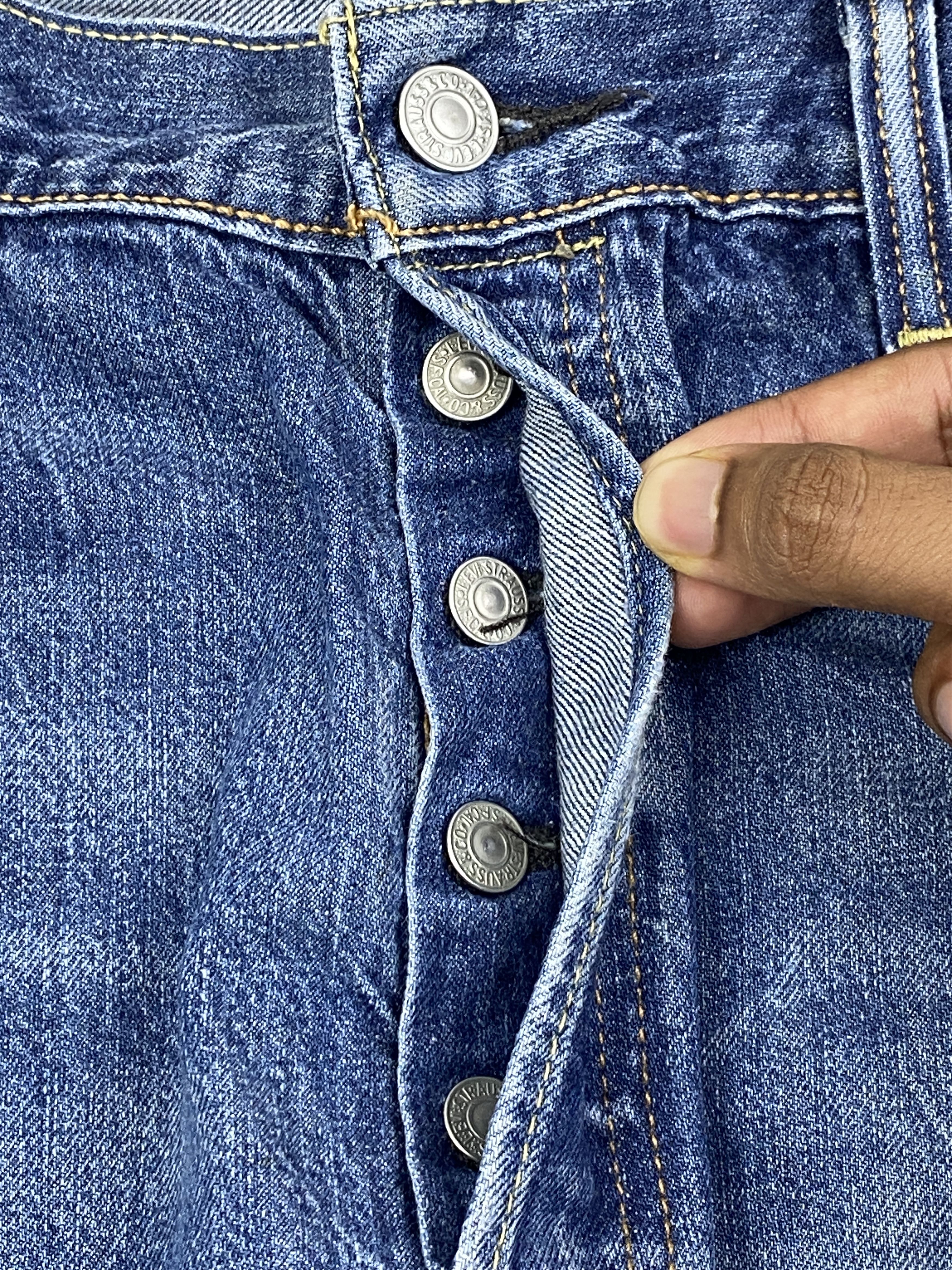 Levi's × Vintage Faded Blue Vintage Levis 501 Jeans Size US 36 / EU 52 - 15 Thumbnail