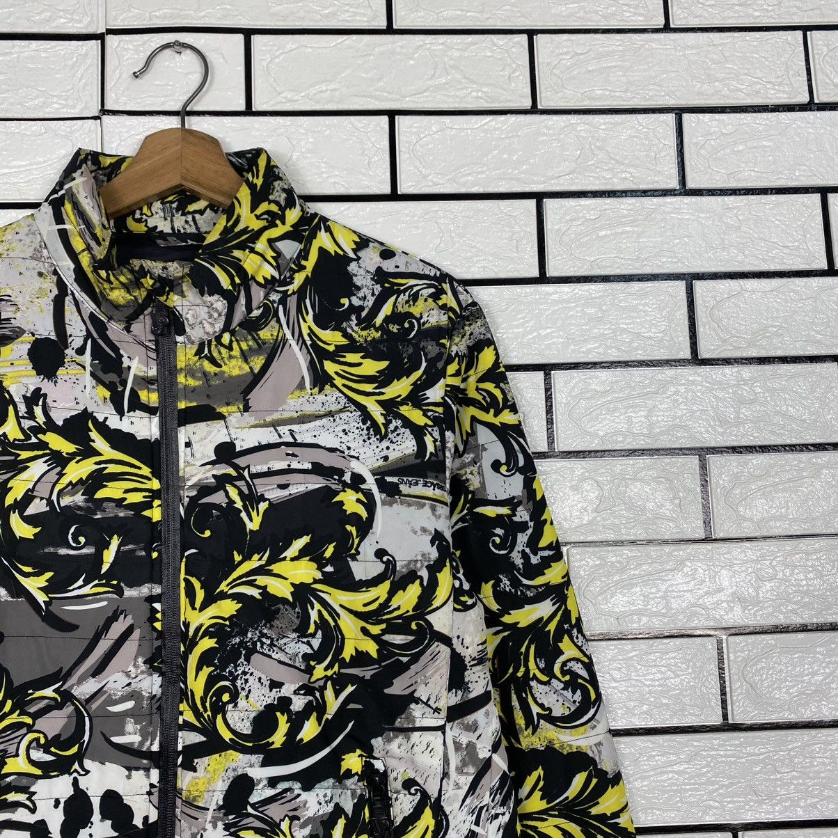 Versace 🔥VINTAGE ZIPPER LIGHT PUFFER JACKET VERSACE JEANS Size US M / EU 48-50 / 2 - 6 Thumbnail