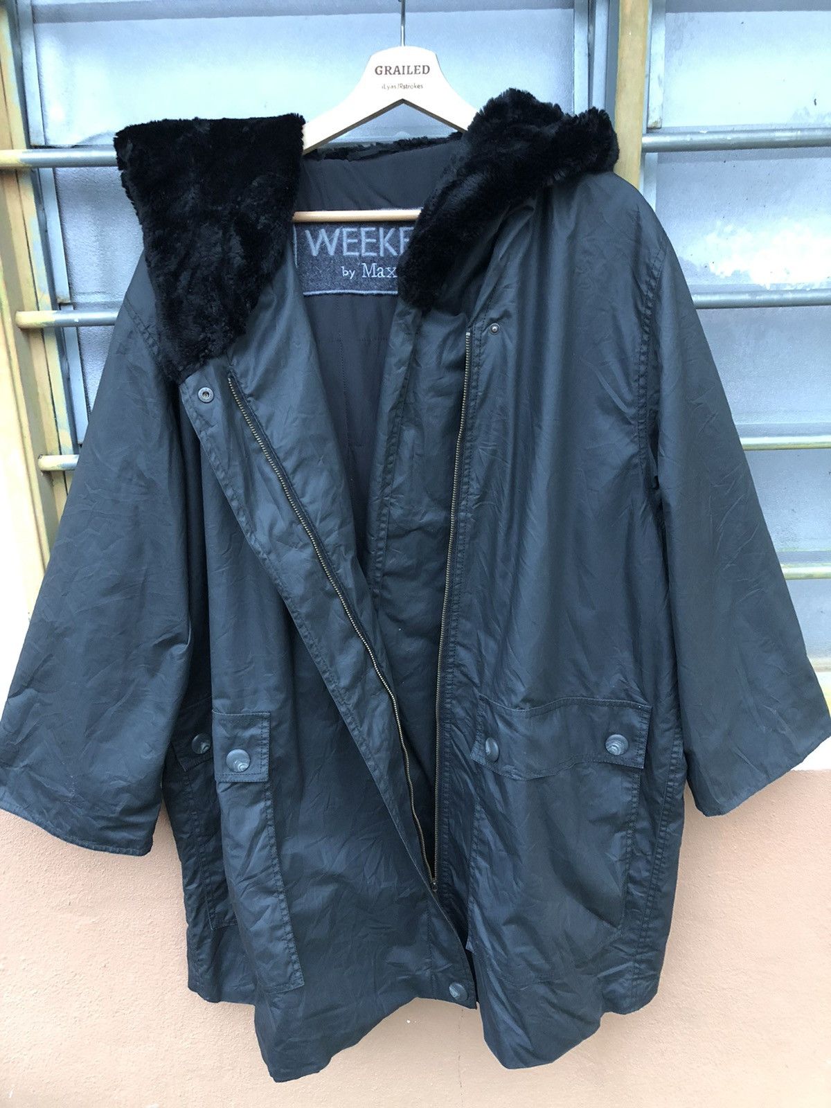 Max Mara Vintage Weekend Max Mara Fur Hoodie Jacket Size XL / US 12-14 / IT 48-50 - 3 Thumbnail