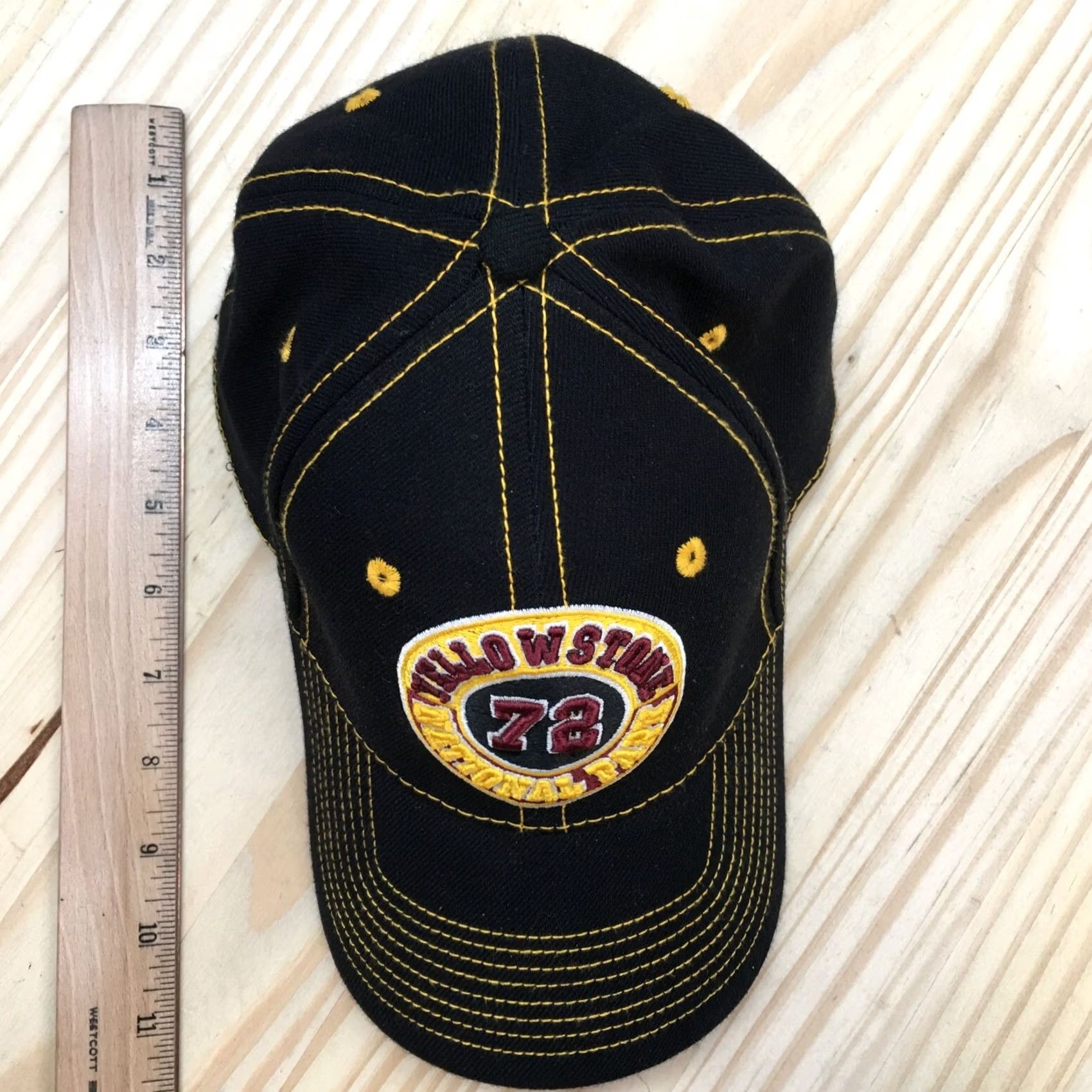 Vintage Yellowstone Mens OS Black Embroidered Logo Fitted Baseball Cap Cap Sun OS Black Embroidered Logo Mens Baseball Cap Size US M / EU 48-50 / 2 - 3 Thumbnail