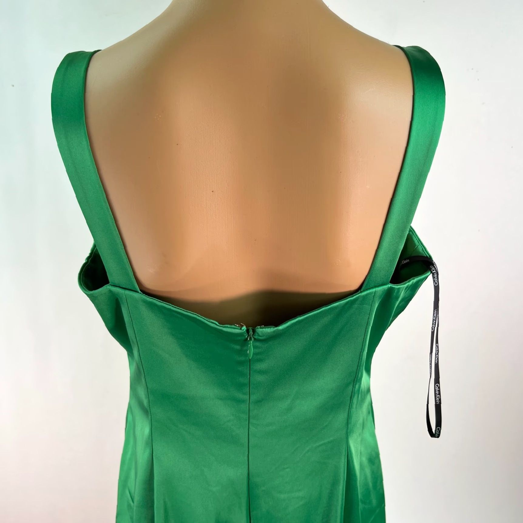 Calvin Klein Calvin Klein Dress Women Sheath Green 8P Petite Sleeveless Square Neck Pleated Bodice Knee Length Party/Cocktail Womens Size M / US 6-8 / IT 42-44 - 2 Thumbnail
