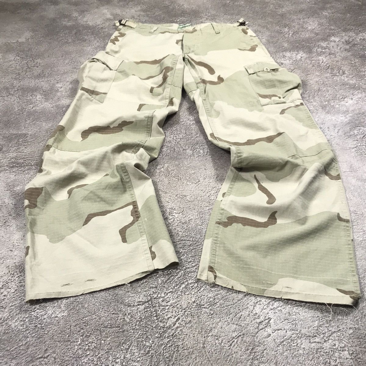 Vintage VINTAGE CARGO PANTS FLARED HYBRID PARACHUTE SPRING JAPAN 90S Size US 32 / EU 48 - 2 Thumbnail