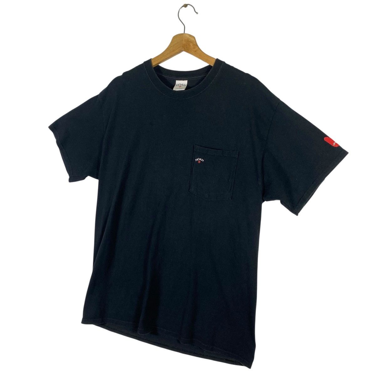 Noah Noah Black Pocket Tee Shaquanda Hot Pepper Sause Size US L / EU 52-54 / 3 - 3 Thumbnail
