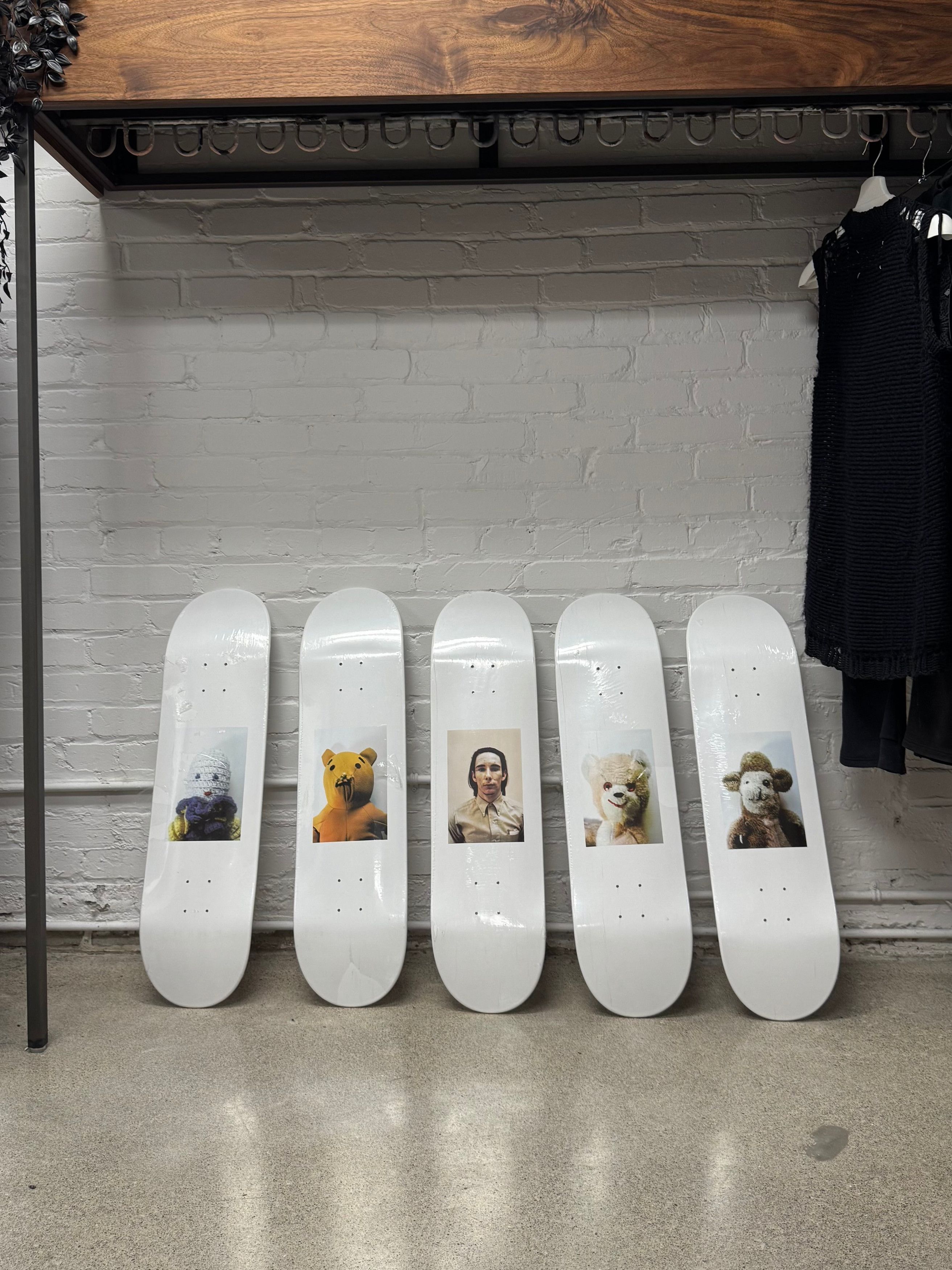 ホワイトデッキ Supreme 未使用