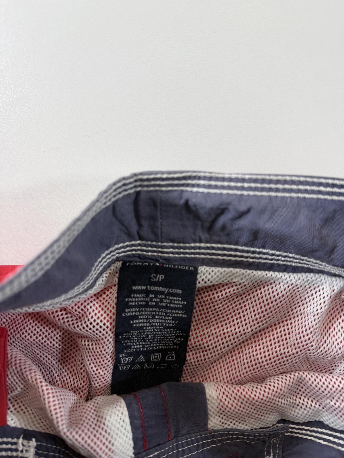 Tommy Hilfiger Tommy Hilfiger Men's Red Cargo Swim Shorts S Size US 30 / EU 46 - 4 Thumbnail