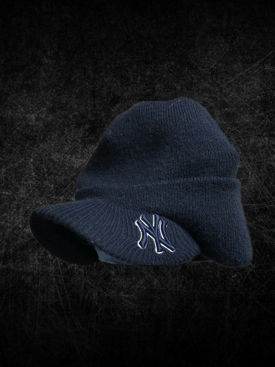 New York Yankees Vintage Beanie Hat New York Yankees Logo CAP Size ONE SIZE - 1 Thumbnail