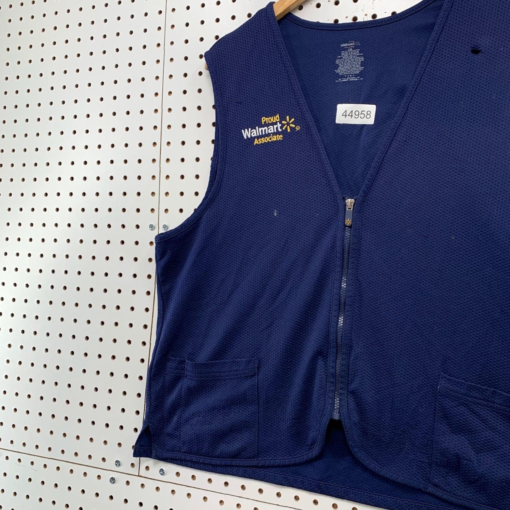 Walmart Walmart Vest Mens Large Blue Zip Distressed Vest Size US L / EU 52-54 / 3 - 3 Thumbnail