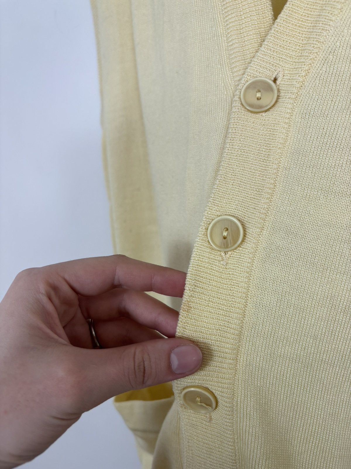 Pierre Cardin Vintage Pierre Cardin Men’s Yellow Wool Knit Vest Sweater Size US S / EU 44-46 / 1 - 7 Thumbnail