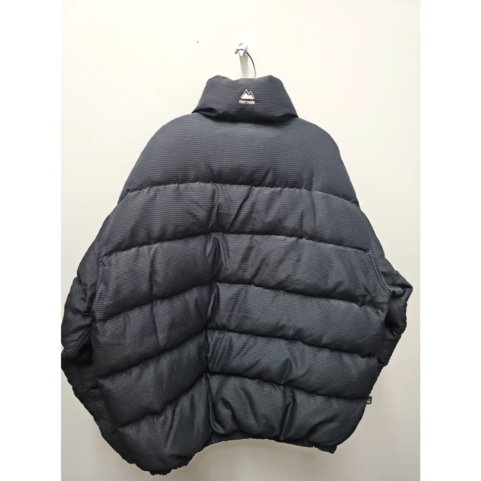 Vintage VINTAGE First Down Reversible Down Jacket Black Mens 2xlt Jacket Size US XXL / EU 58 / 5 - 3 Thumbnail