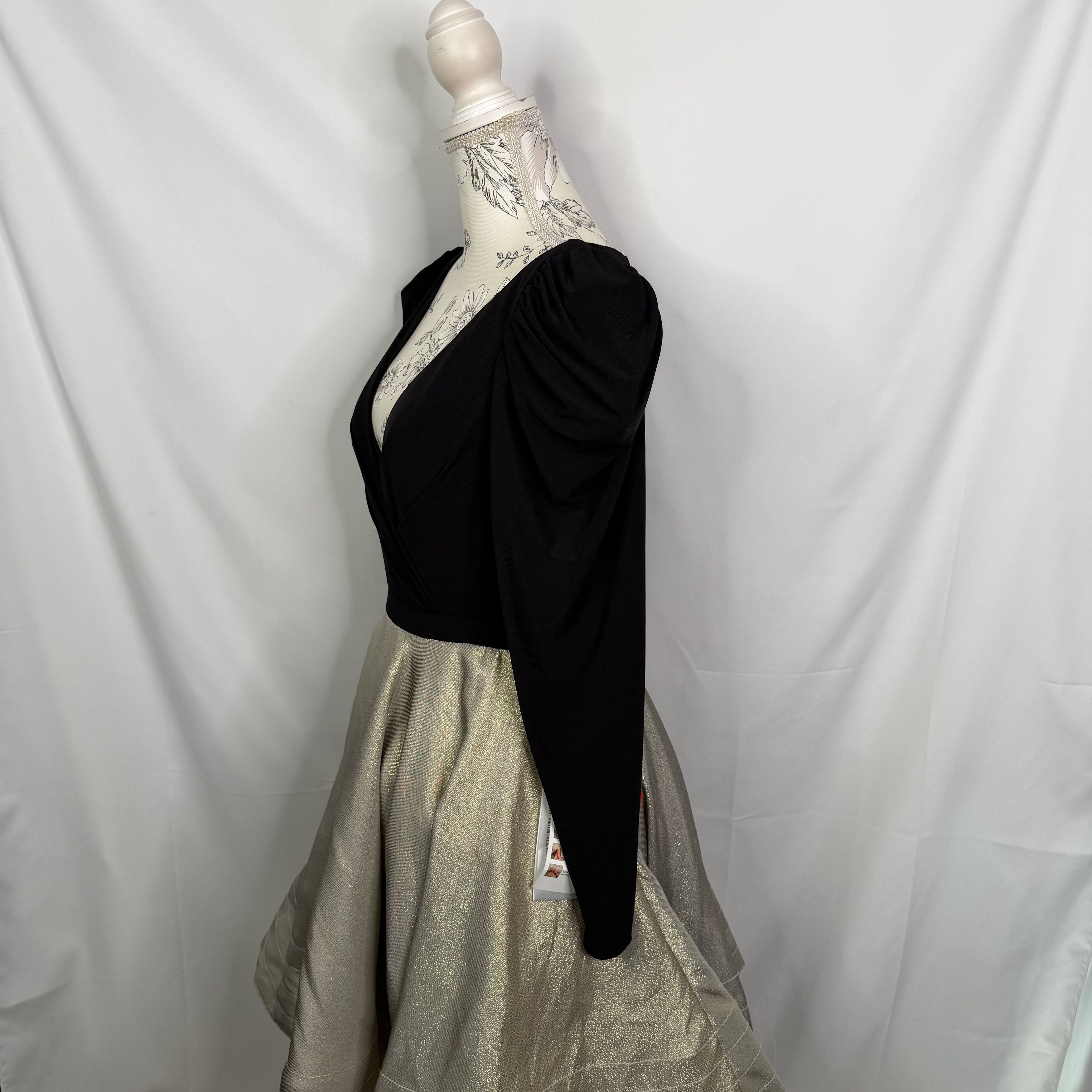 Mac Duggal Mac Duggal Black Metallic Puff Sleeve Cocktail Dress Size M / US 6-8 / IT 42-44 - 8 Thumbnail