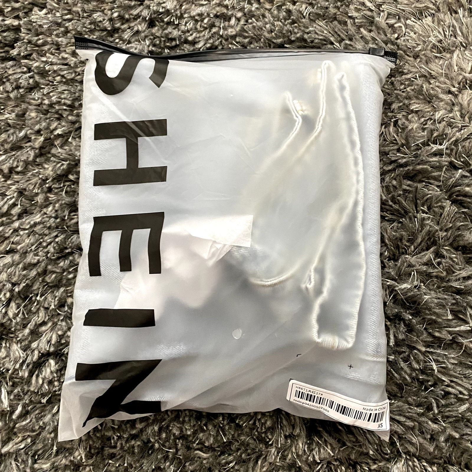 Shein Petite Straight Leg Jeans in Blue, Size XSP Size 25" / US 0 / IT 36 - 4 Thumbnail