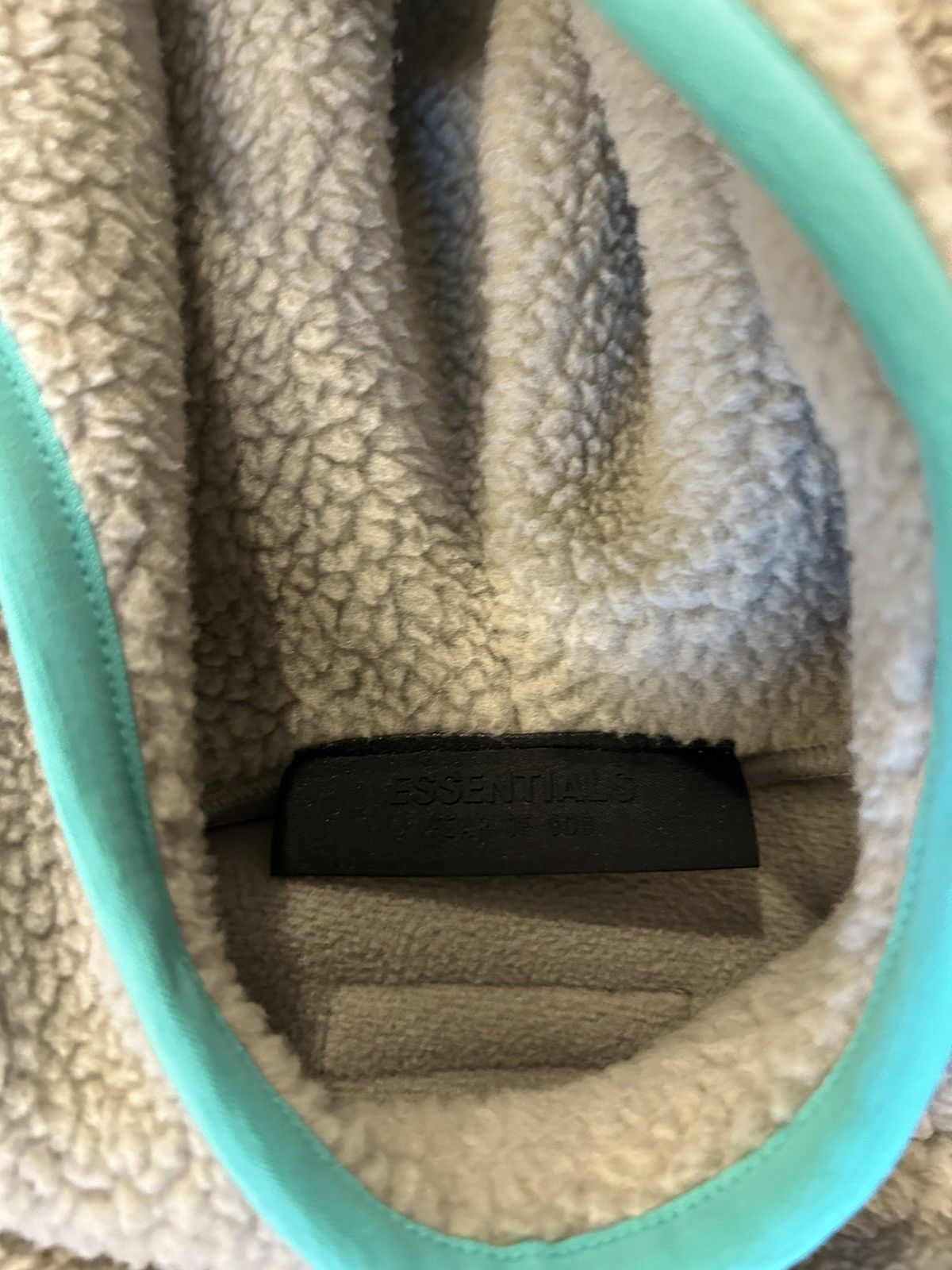 Essentials Fear of God Essentials Polar Fleece Pullover Hoodie 'Seal' Size US L / EU 52-54 / 3 - 2 Thumbnail