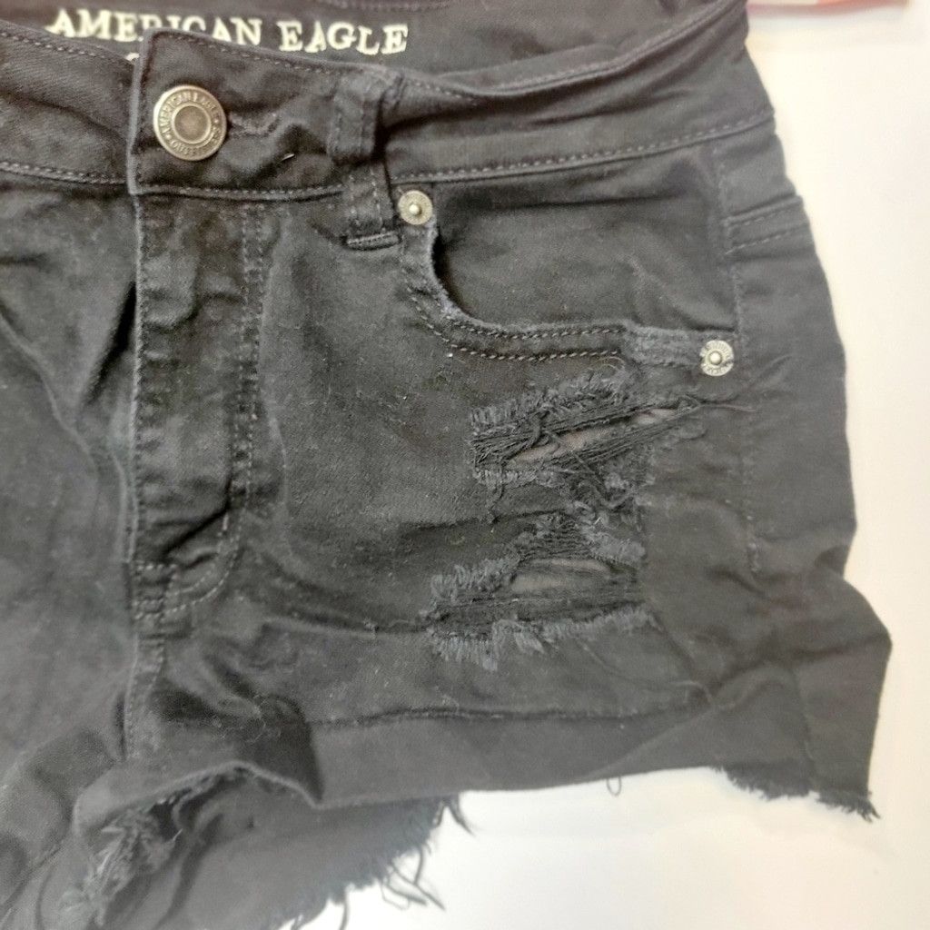 American Eagle Outfitters American Eagle Black Hi Rise Festival Denim Shorts Size 0 Size 25" / US 0 / IT 36 - 2 Thumbnail