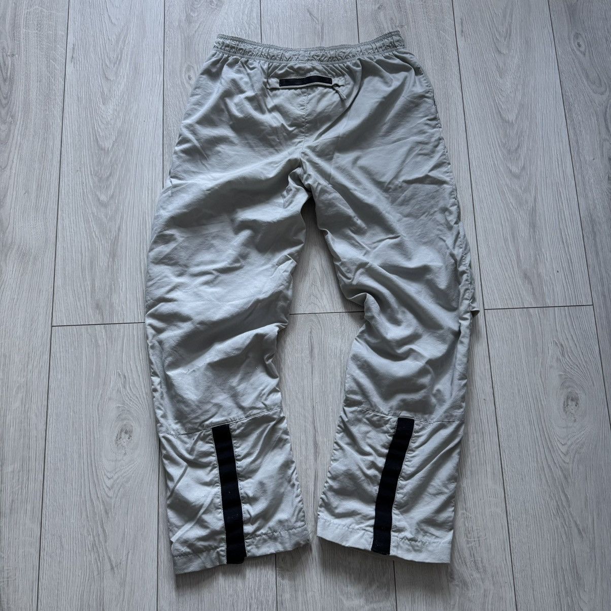 Nike Vintage nike track pants y2k gorpcore sweatpants parachute Size US 32 / EU 48 - 4 Thumbnail