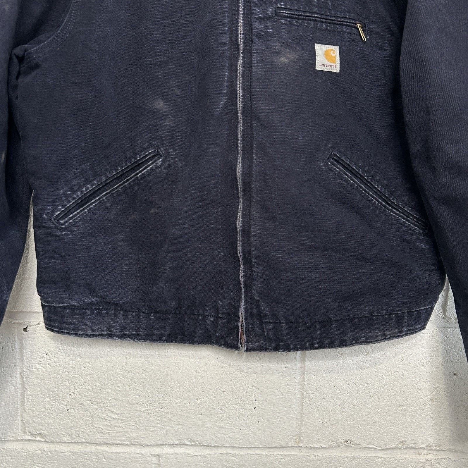 Carhartt Vintage Carhartt Blanket-Lined Detroit Jacket “Dark Navy” Size US L / EU 52-54 / 3 - 3 Thumbnail