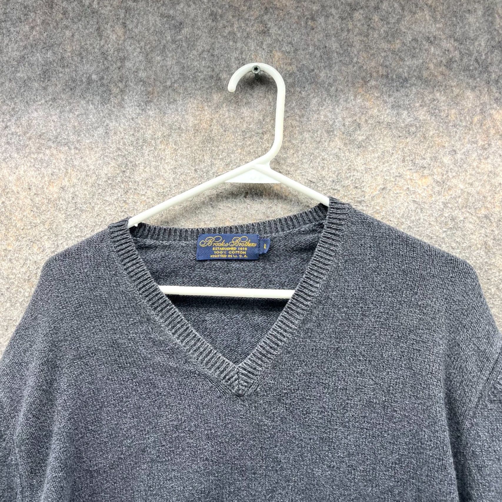 Brooks Brothers Brooks Brothers Sweater Men Large Adult Gray Pullover V-Neck Fleece Cotton Lux Size US L / EU 52-54 / 3 - 5 Thumbnail