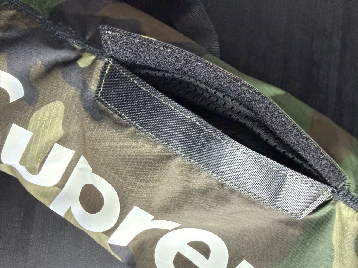 Supreme Supreme Polartec Hand Warmer Woodland Camo FW18 Size ONE SIZE - 4 Thumbnail
