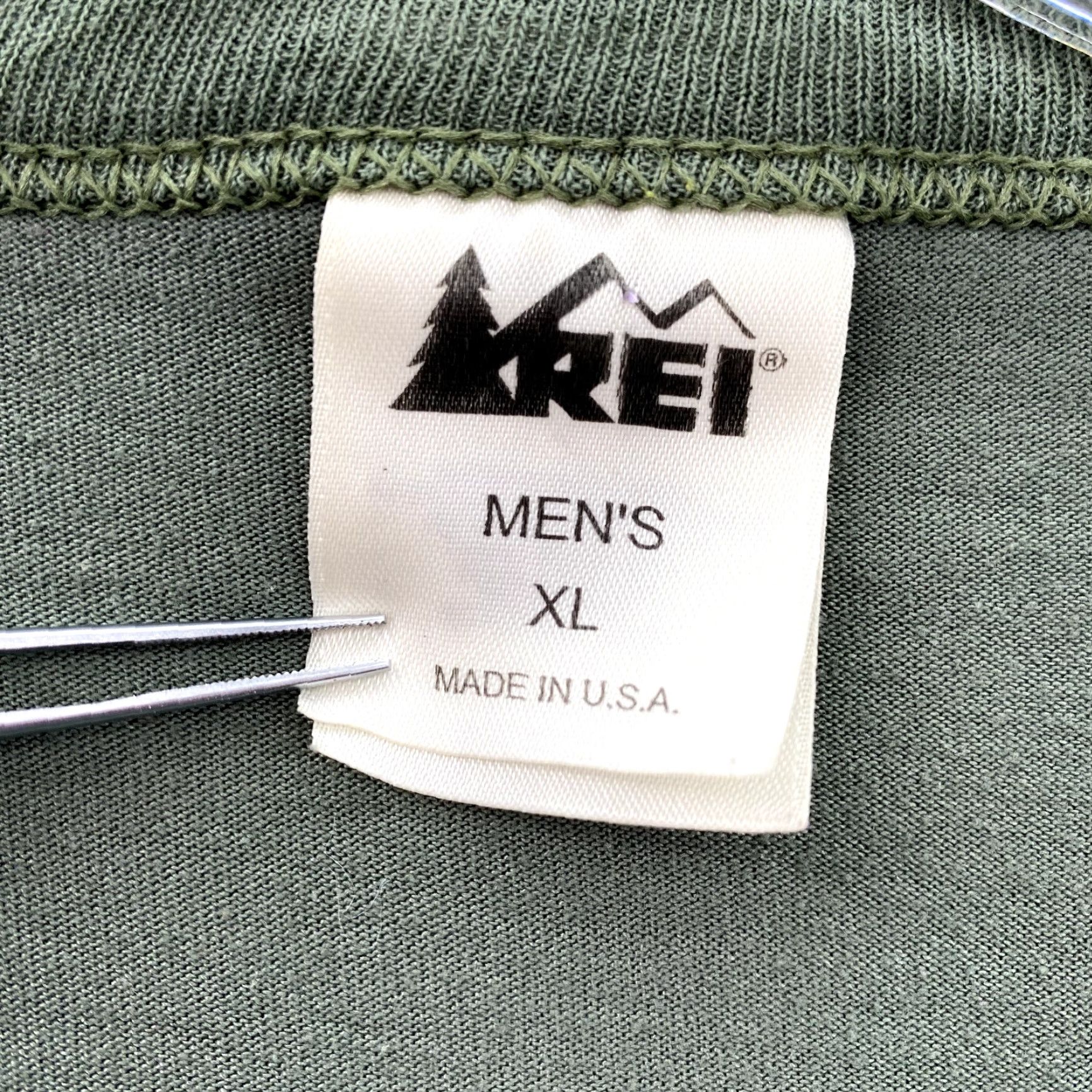 Vintage VINTAGE REI Basic T-Shirt Men's XL Army Green Performance Utility USA Minimalist Shirt Adults XL Green Size US XL / EU 56 / 4 - 4 Thumbnail