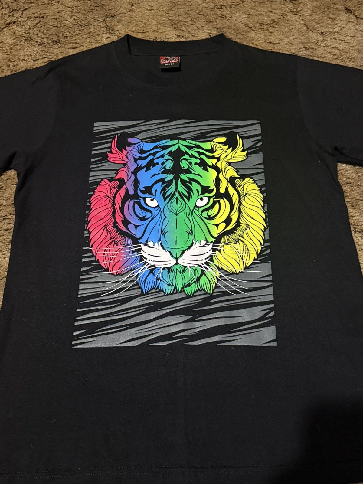 Vintage Y2K Rainbow Tiger T-Shirt Tee Black Medium Size US M / EU 48-50 / 2 - 2 Thumbnail
