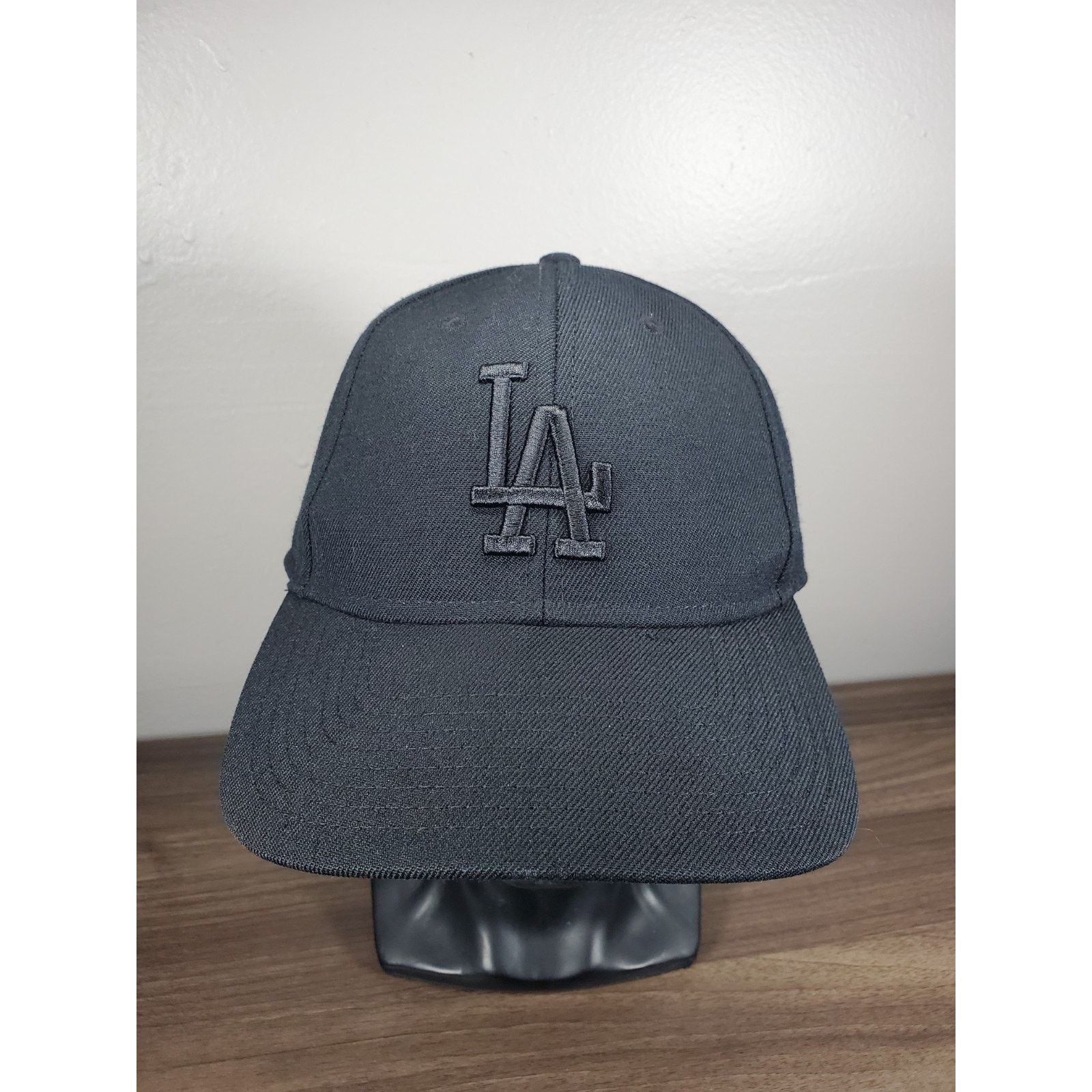 47 Brand × MLB Los Angeles LA Dodgers MLB All Black Strapback Hat Cap OSFA Size ONE SIZE - 3 Thumbnail