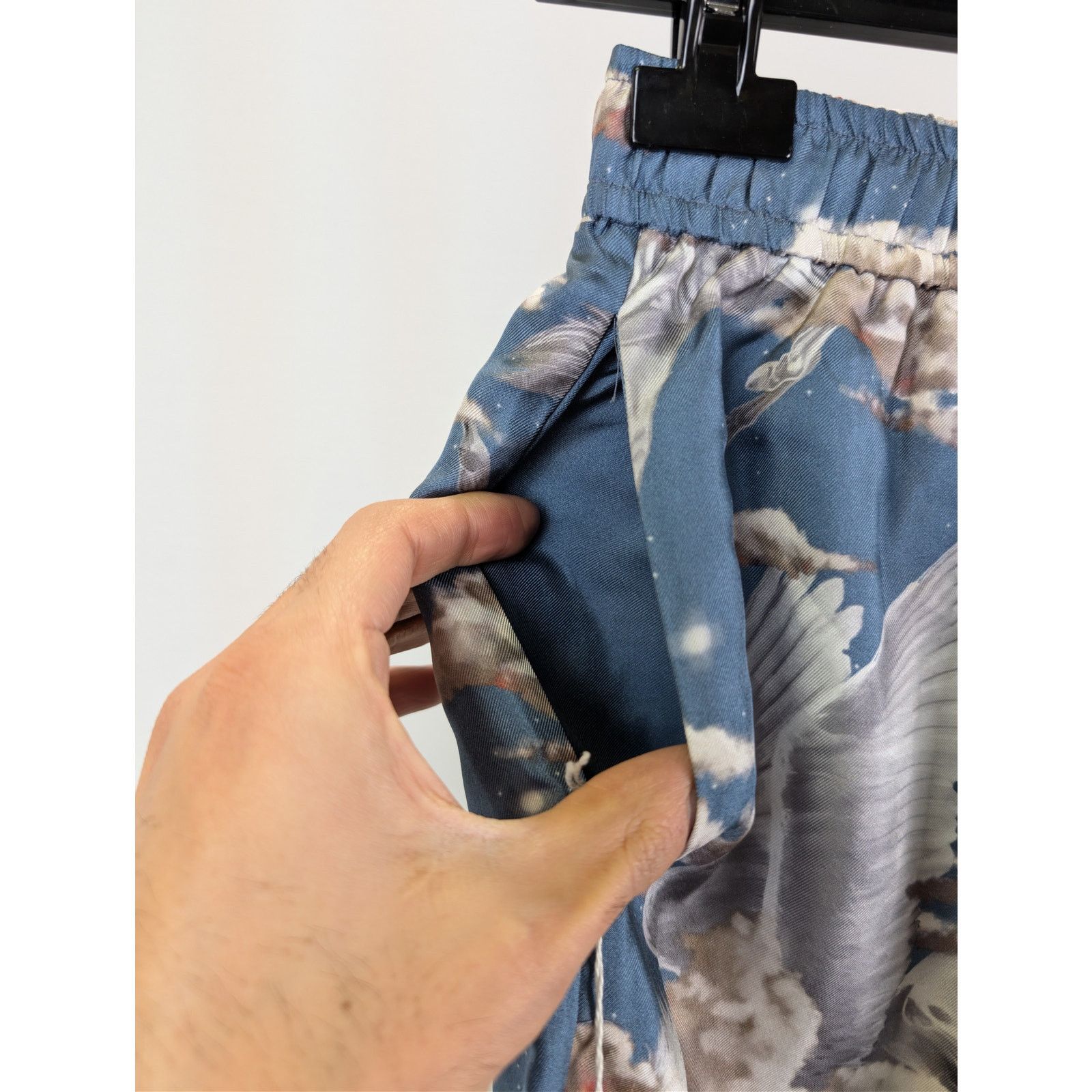 Amiri o1rshd1 CC20 Allover Pegasus PJ Shorts in Blue Size US 32 / EU 48 - 5 Thumbnail