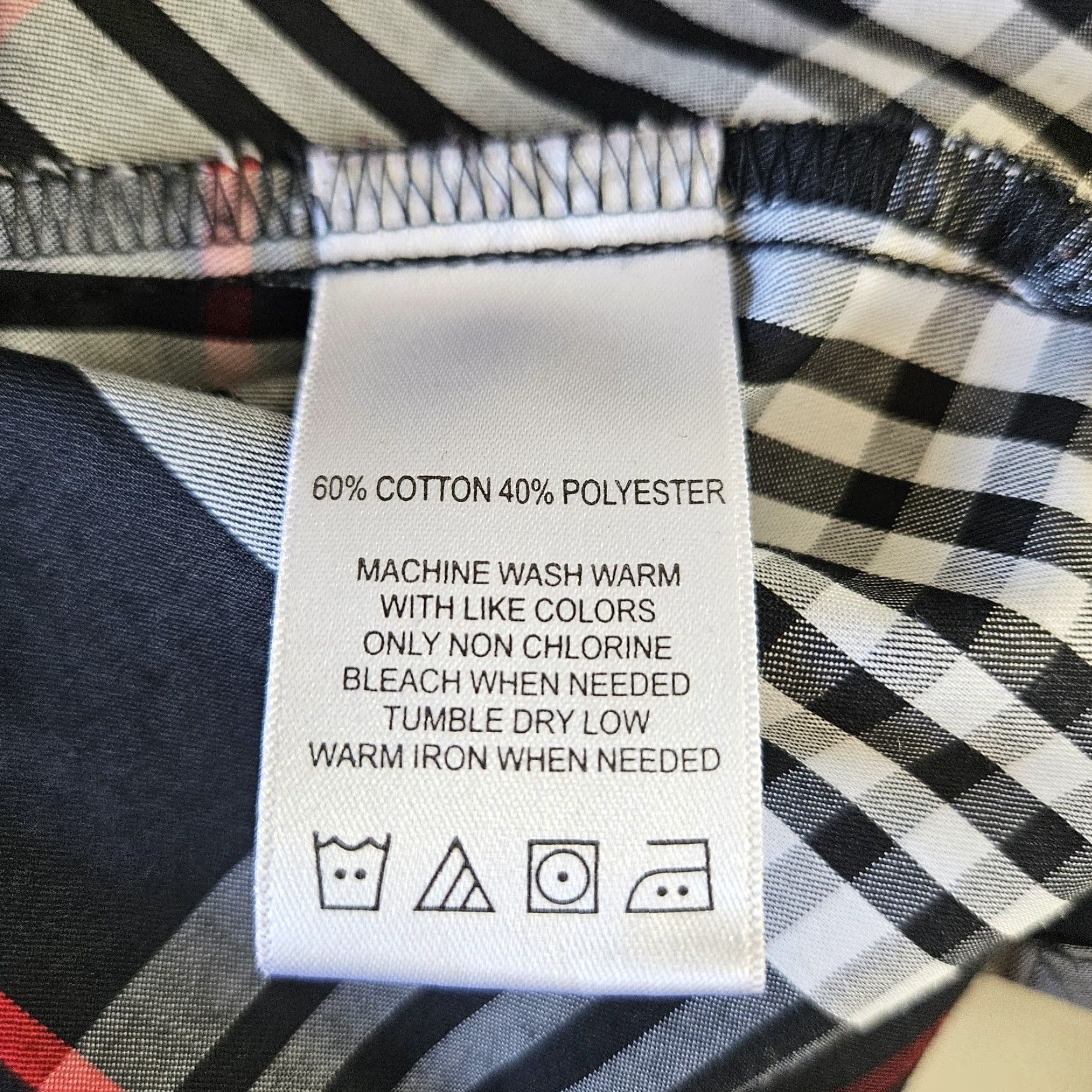 Vintage **Foxcroft Women's Wrinkle-Free Button-Up Top Size 8 Black Plaid** User: Foxcroft Women's Wrinkle-Free Button-Up Top Size 8 Black Plaid Size M / US 6-8 / IT 42-44 - 4 Thumbnail