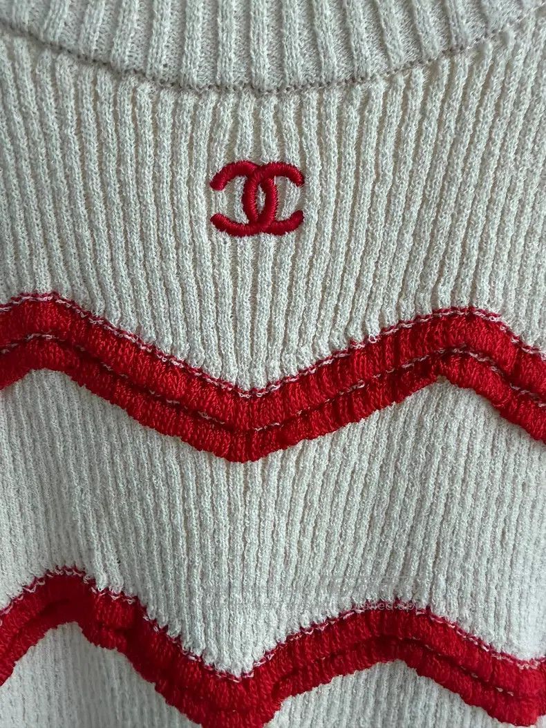 Chanel Chanel Coco beach classic wavy striped knitted vest Size XXS / US 00 / IT 34 - 3 Thumbnail