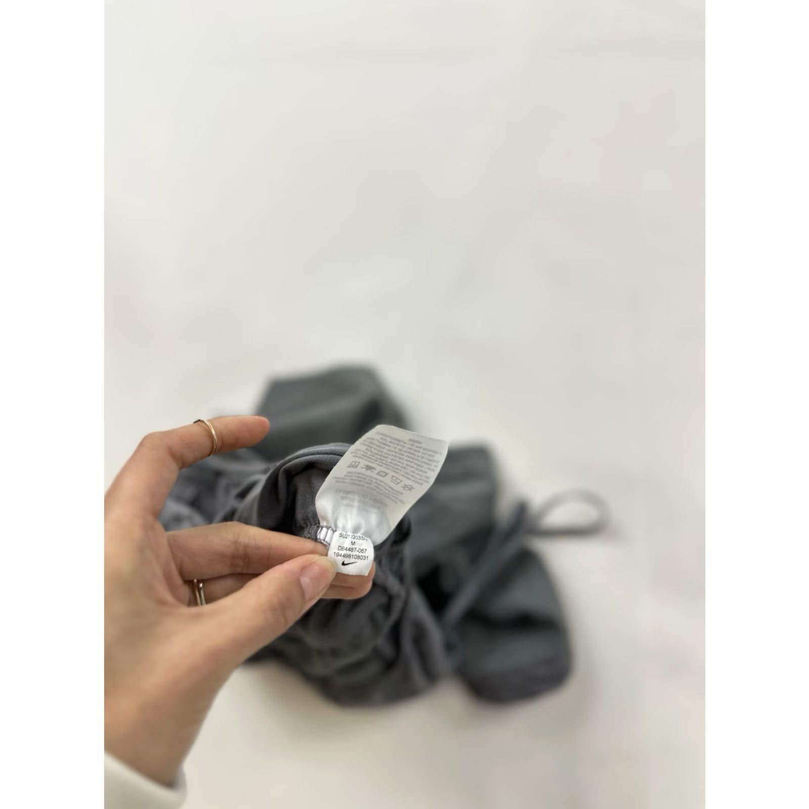 Nike Shorts Women’s Small M Medium Grey Tempo Running Lined Drawstring Athletic 3-in Inseam Gym Running Cross Training Womens