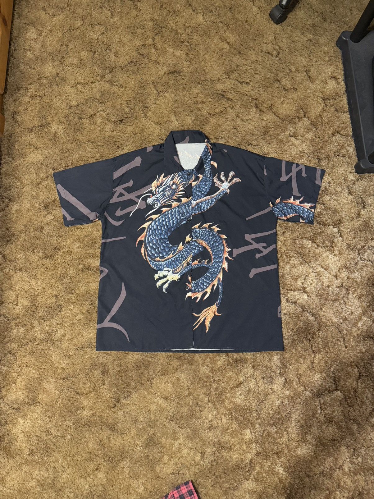 Vintage Vintage Y2K Button Up Dragon Shirt Large Size US L / EU 52-54 / 3 - 1 Thumbnail