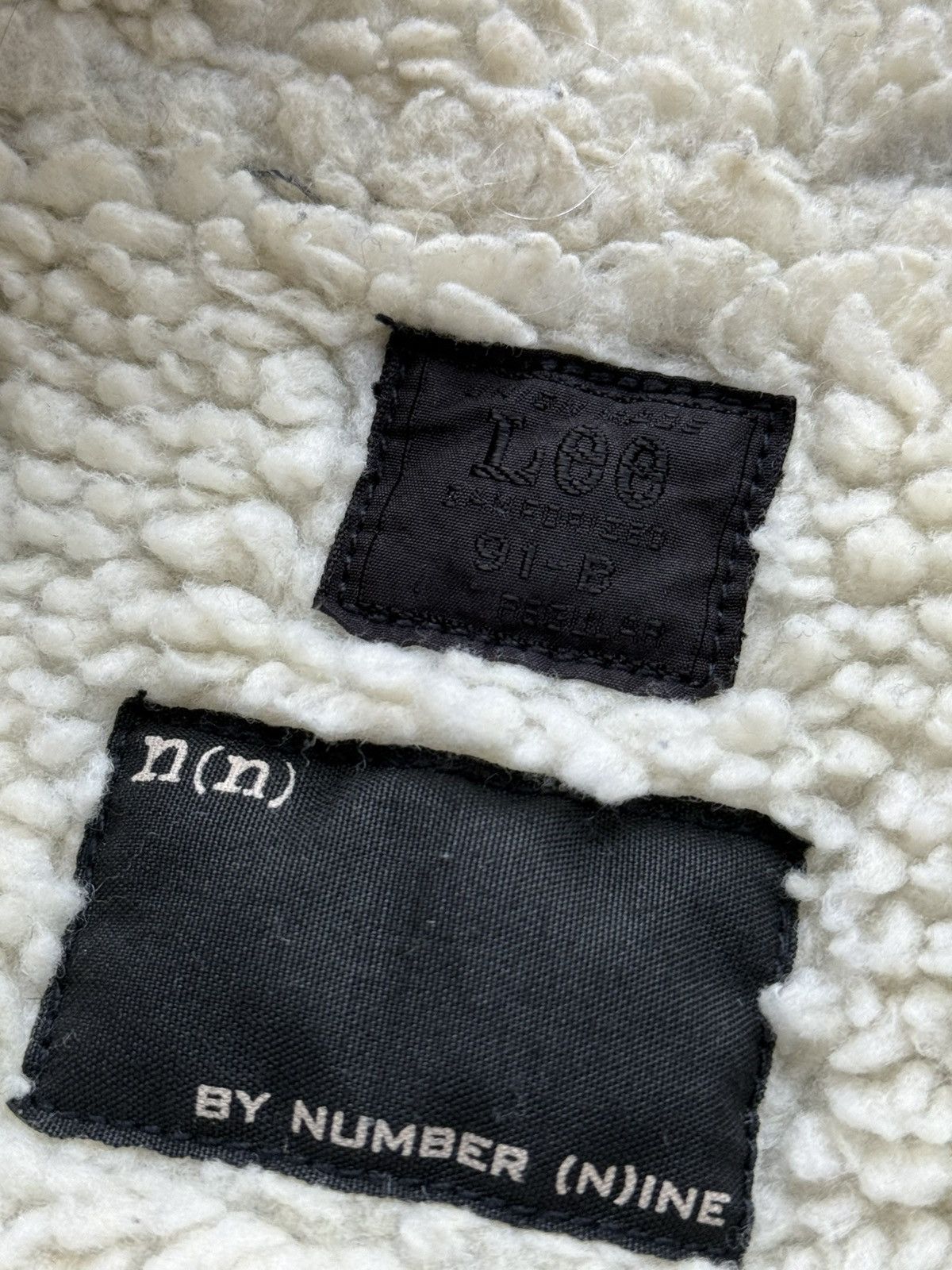 Lee × Number (N)ine number nine lee 91 B black corduroy shearling jacket size L Size US L / EU 52-54 / 3 - 5 Thumbnail