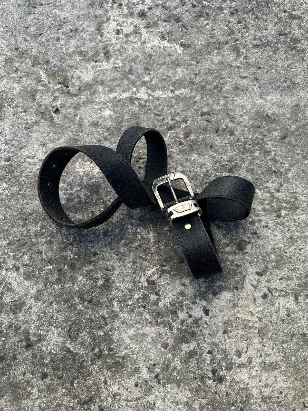 Calvin Klein Y2K Calvin Klein CK Logo Belts Hype Streetwear Rare USA Size ONE SIZE - 1 Thumbnail