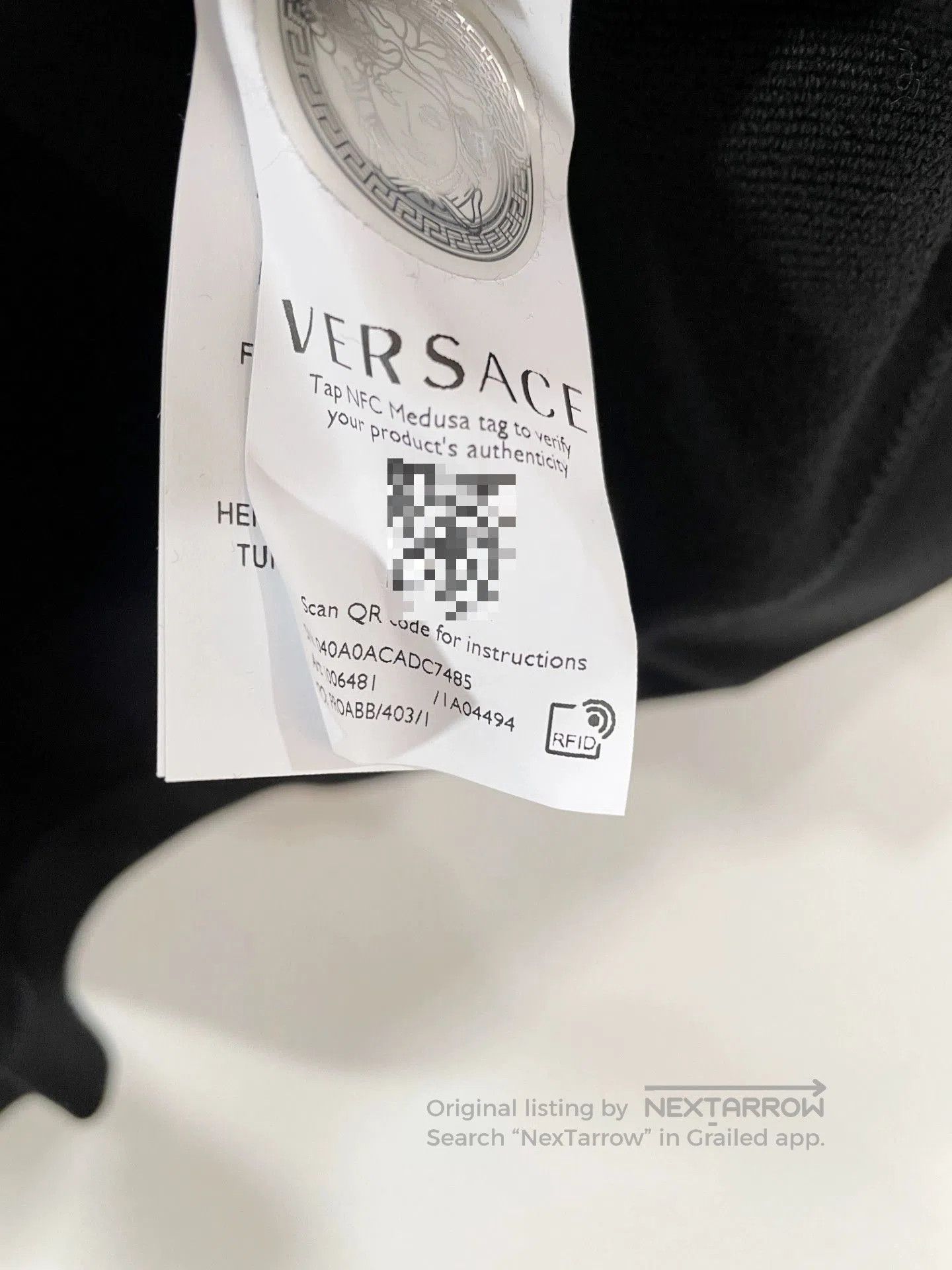 Versace versace oversized hoodie with graphic design. Size US S / EU 44-46 / 1 - 5 Thumbnail