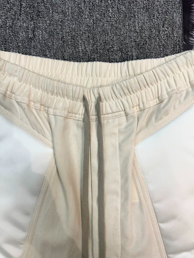 Rick Owens Rick Owens Silk Blend Shorts for Men-2505 Size US 32 / EU 48 - 3 Thumbnail