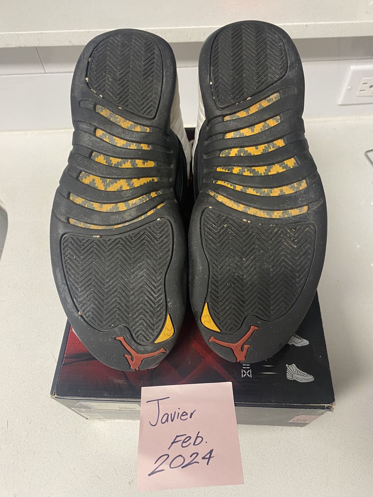 Jordan Brand Jordan 12 Retro CDP Taxi (2008) Size US 9 / EU 42 - 6 Thumbnail