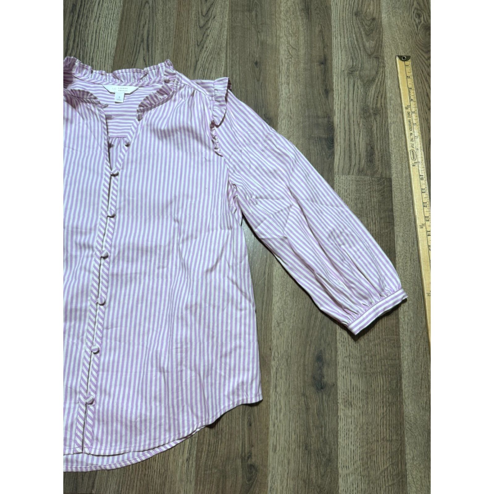 Vintage VINTAGE LC Lauren Conrad Shirts Women's Size Small Purple Long Sleeve Button Up Striped Size S / US 4 / IT 40 - 3 Thumbnail