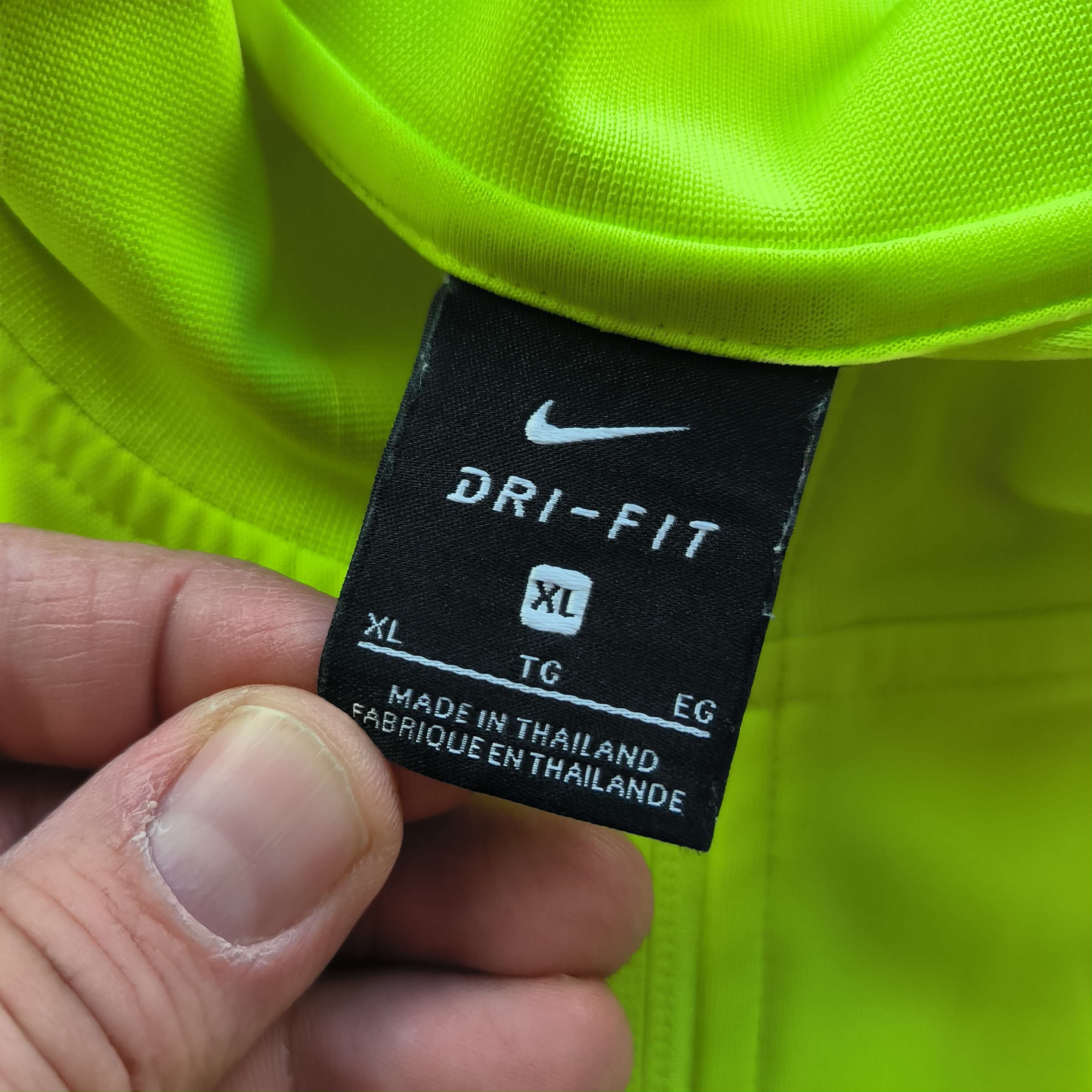 Nike FC Barcelona 2019-20 Nike top size XL Size US XL / EU 56 / 4 - 4 Thumbnail