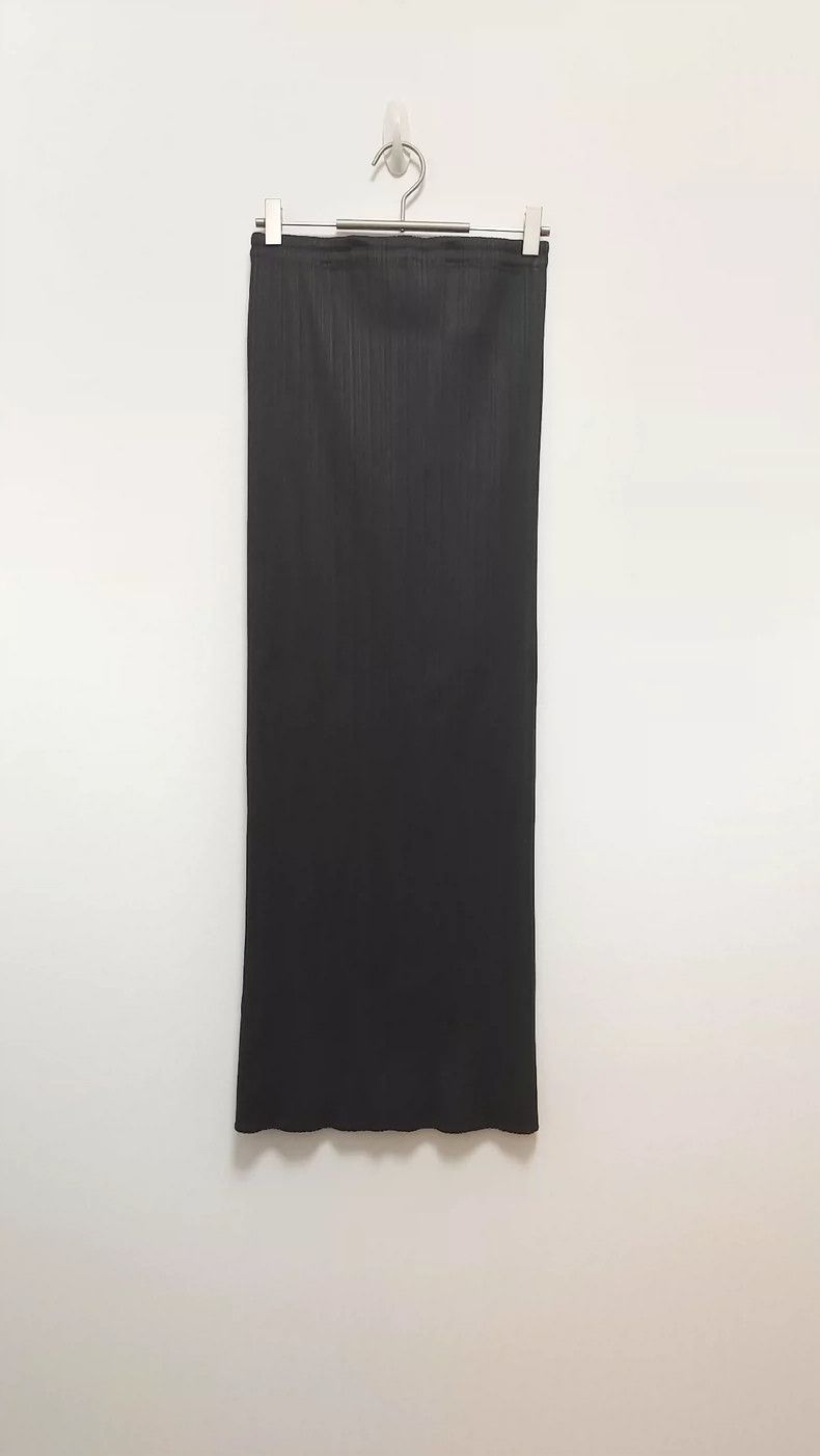 Issey Miyake issey miyake size:4 Black vintage half skirt 2506-Nextarro Size 42" / US 20 - 1 Thumbnail