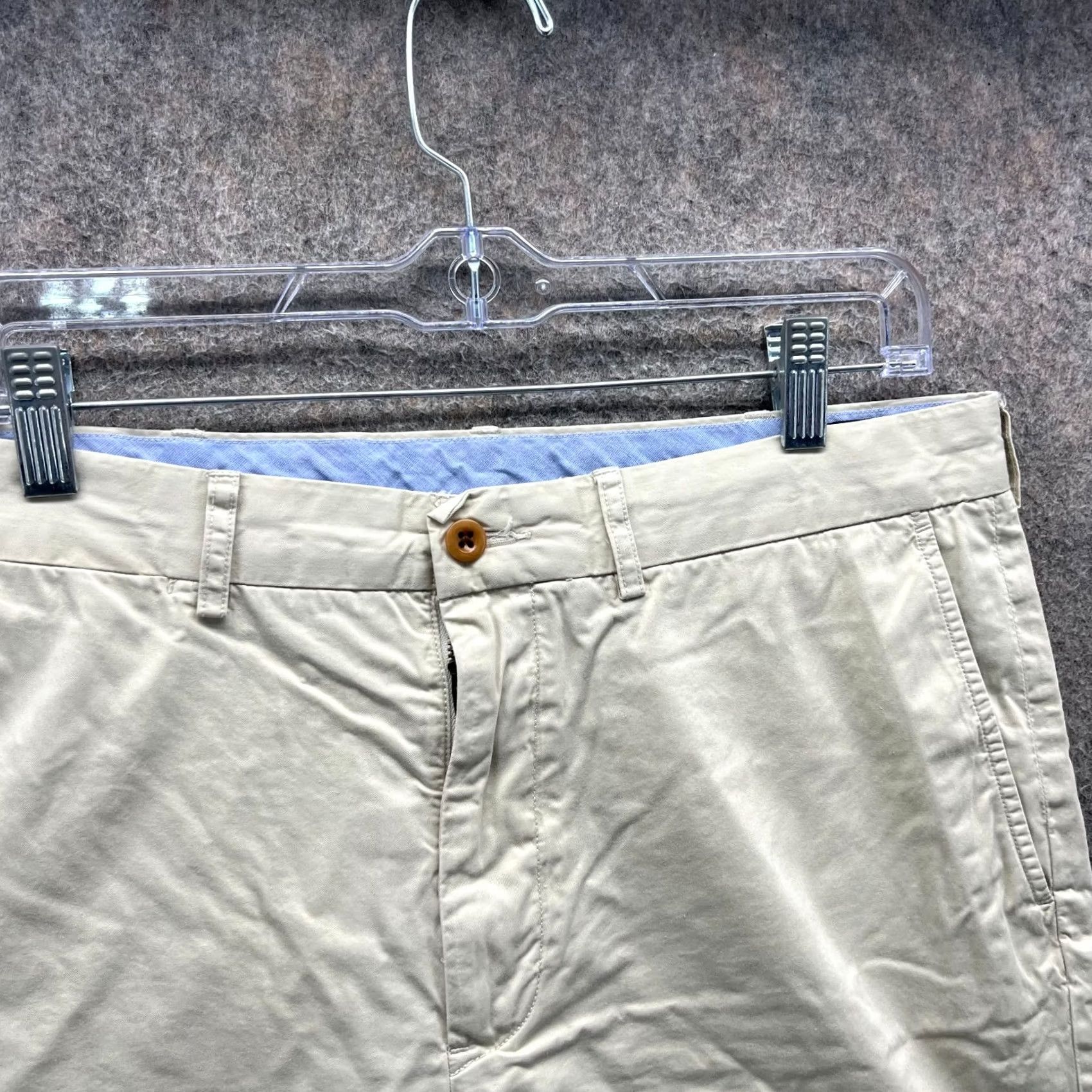 Polo Ralph Lauren VINTAGE Polo Ralph Lauren Shorts Mens 34 Khaki Chino Flat Front Classic Fit Canvas Tan Beige Pocket Pockets 8in Inseam Summer Mens Size US S / EU 44-46 / 1 - 3 Thumbnail
