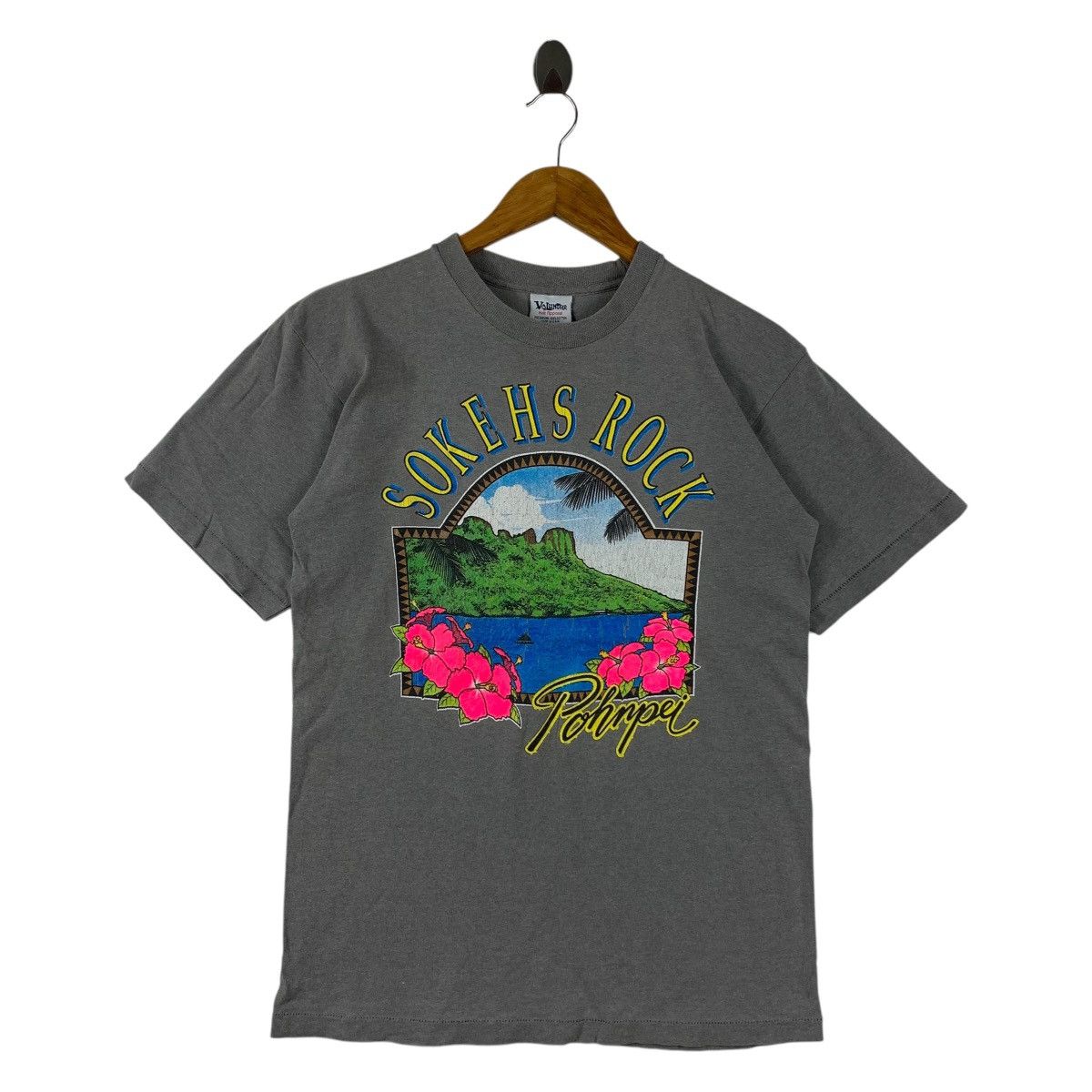 Vintage Vintage 90s SOKEHS ROCK pohnpei Surfing big printed tee Size US M / EU 48-50 / 2 - 1 Thumbnail