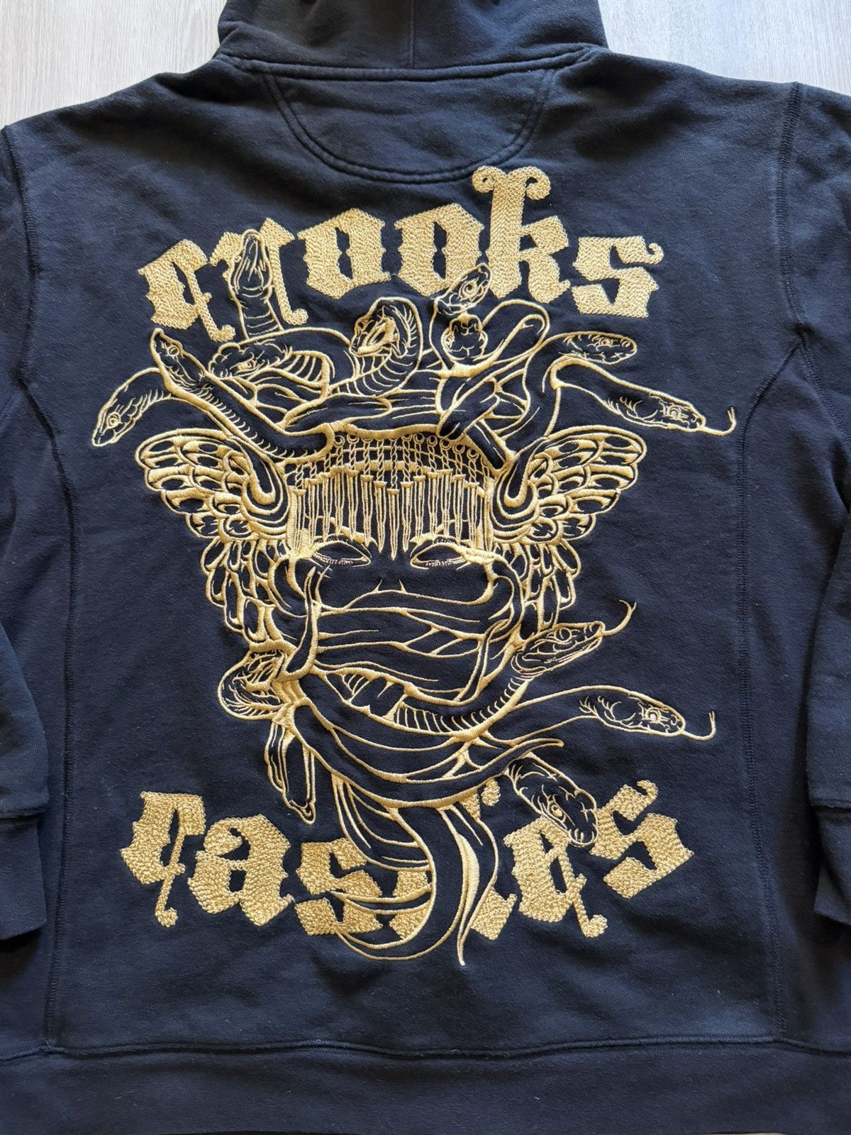 Crooks & Castles Crooks & Castles Embroidered Medusa Logo Zip Up Hoodie Sz XL Size US XL / EU 56 / 4 - 2 Thumbnail