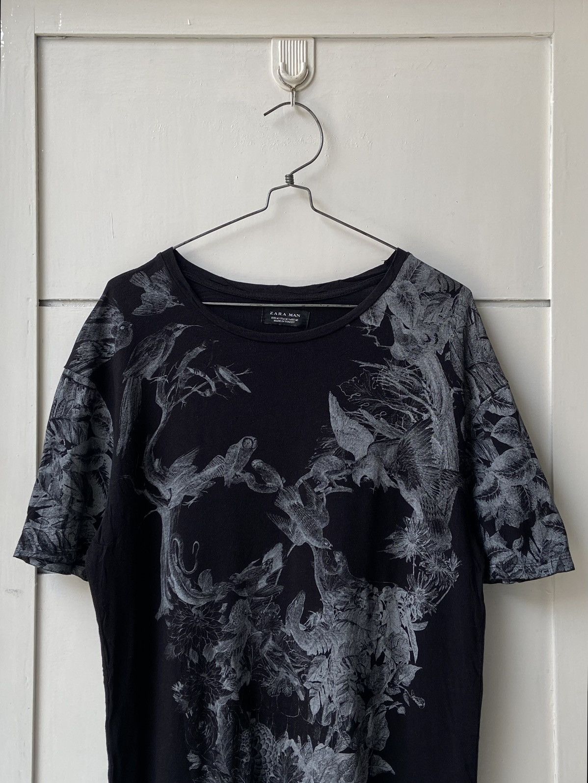 Zara ZARA MAN Black Motive T-shirt Size US S / EU 44-46 / 1 - 2 Thumbnail