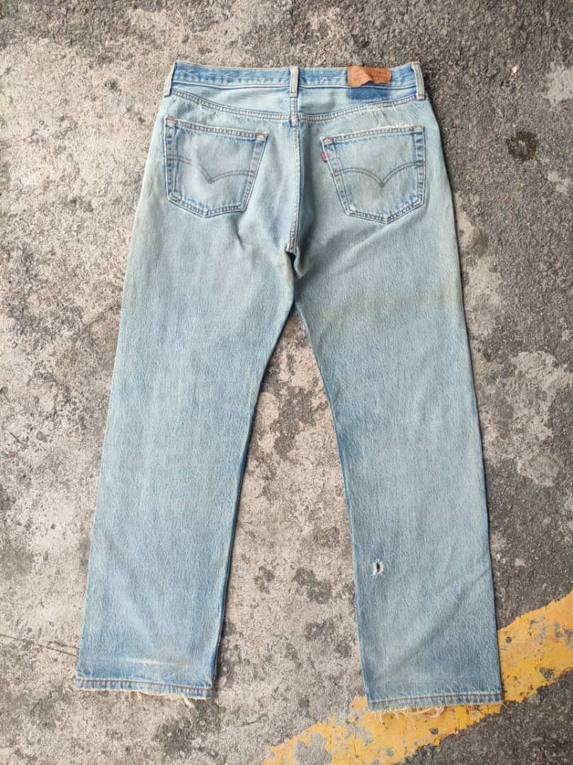 Levi's Vintage Clothing VINTAGE 97' LEVI'S 501 USA RIPPED FADED JEANS DENIM PANTS Size US 34 / EU 50 - 9 Thumbnail