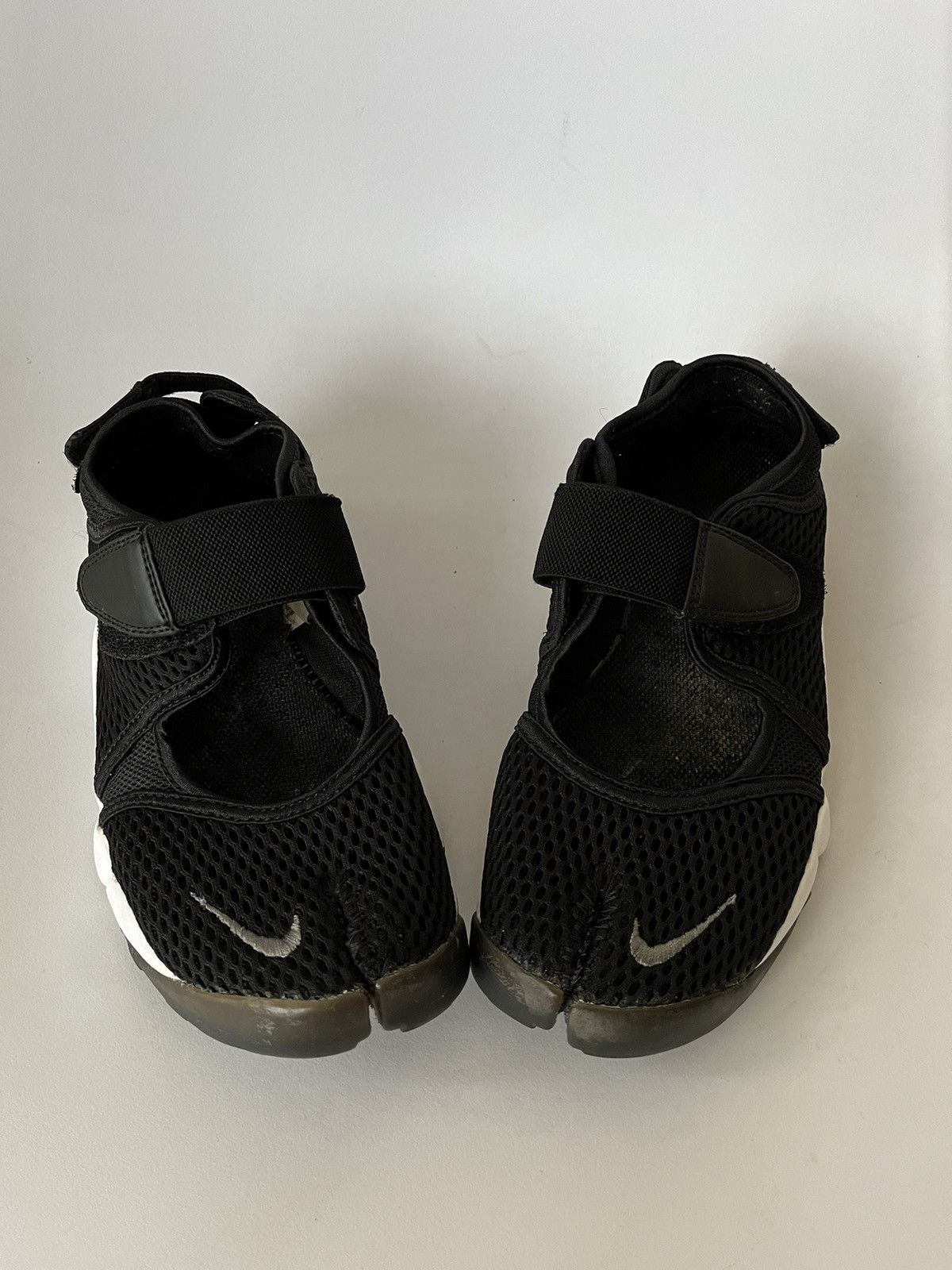 Nike Iconic Nike Air Rift “ Tabi ” Size US 7 / IT 37 - 11 Thumbnail