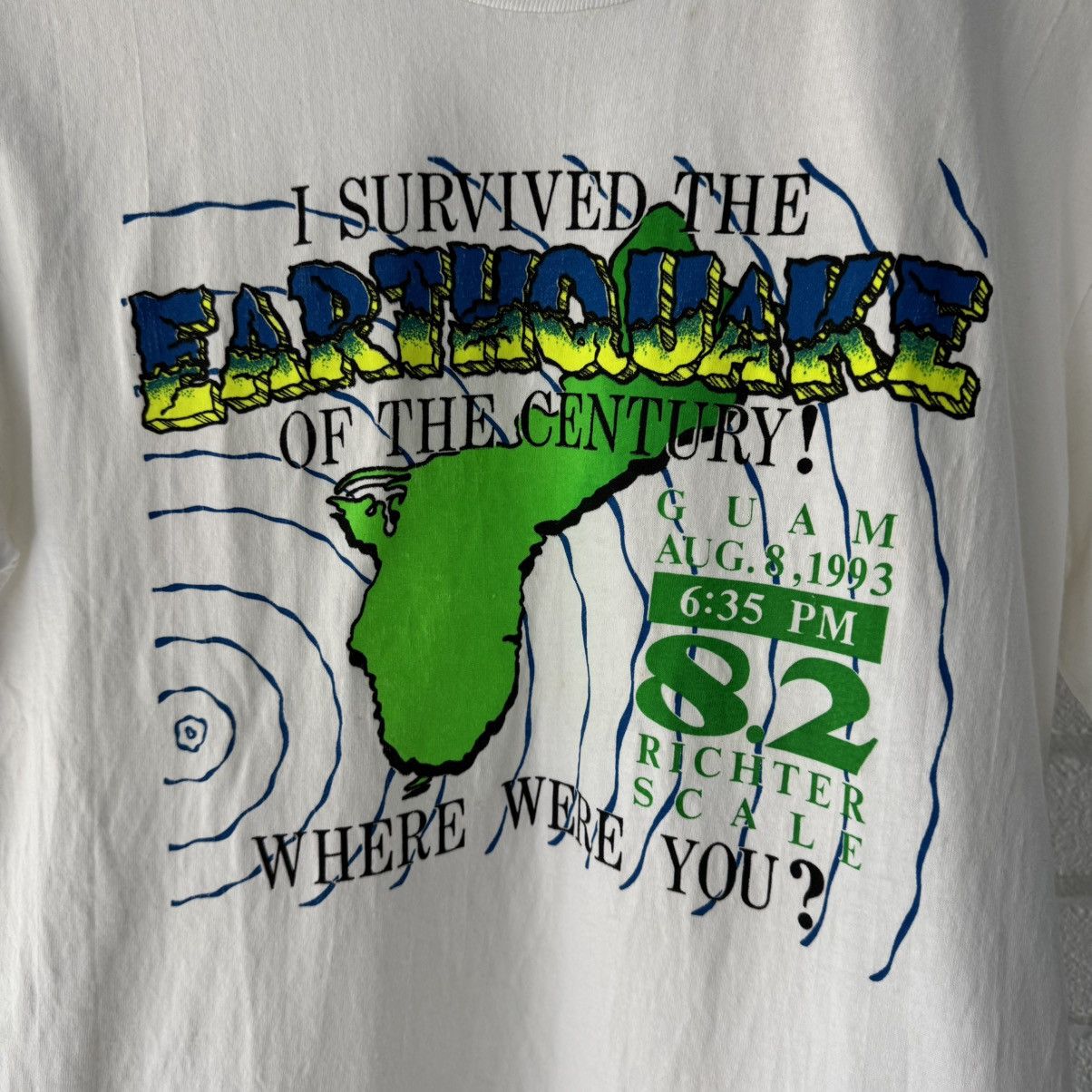 Vintage Earthquake Of The Century Tee Size US M / EU 48-50 / 2 - 3 Thumbnail