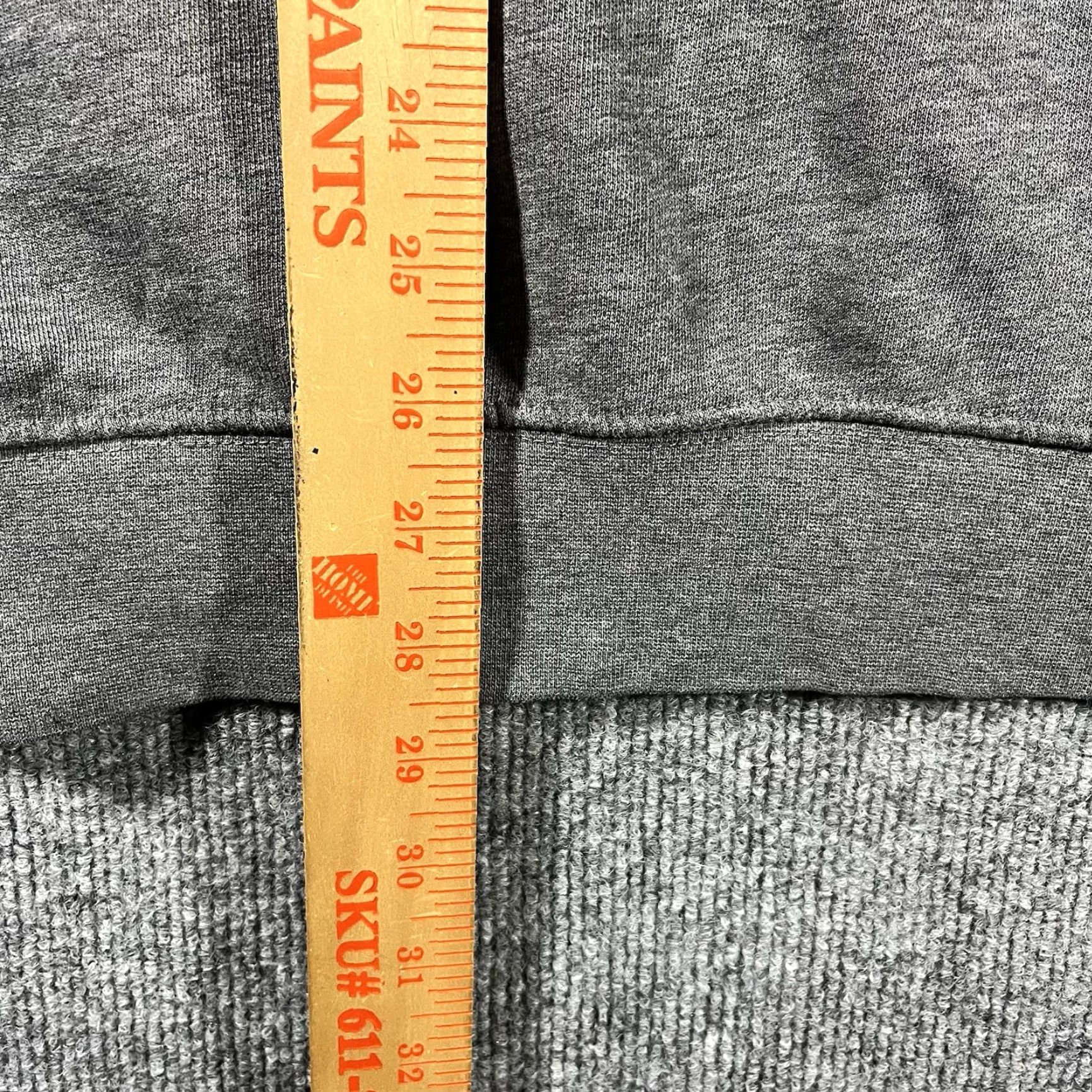 Nike VINTAGE Nike Sweatshirt Crew Neck Embroidered Swoosh Logo Gray Large Men L 90s Y2K Size US L / EU 52-54 / 3 - 6 Thumbnail