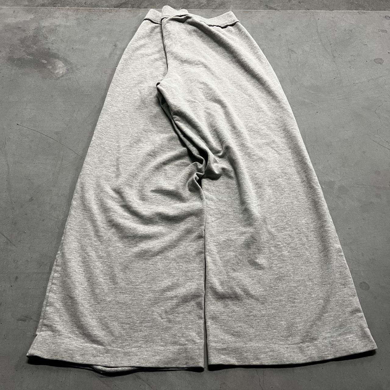 Japanese Brand × Vintage Vintage Y2K Baggy Grey Loungewear Essential Sweatpants! Size US 34 / EU 50 - 4 Thumbnail