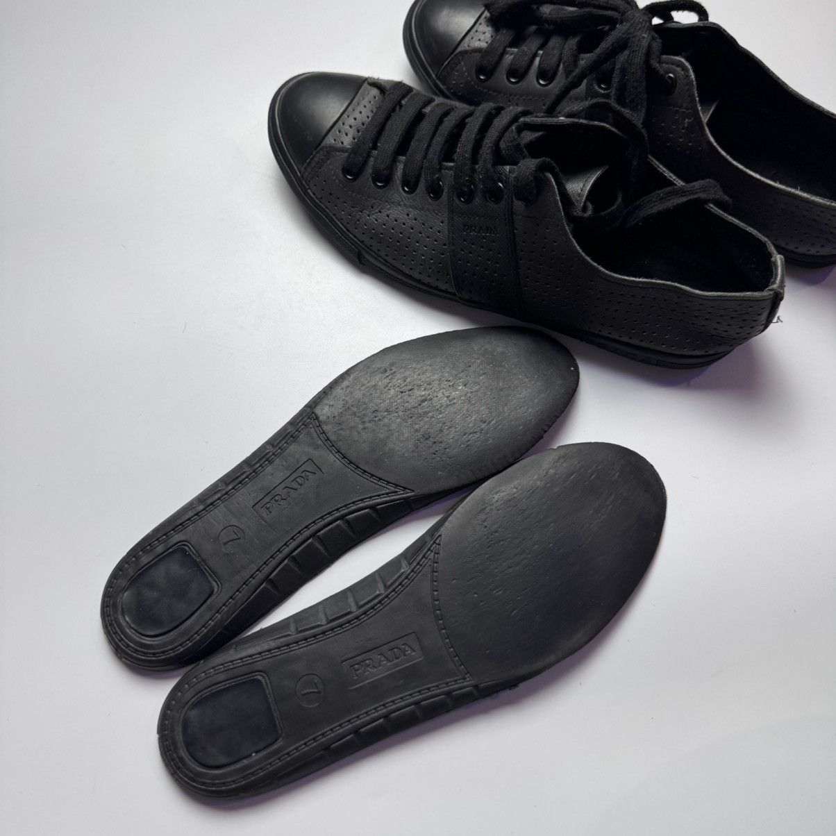 Prada PRADA Dark Grey Saffiano Sneakers 8.5 Size US 7.5 / EU 40-41 - 22 Thumbnail