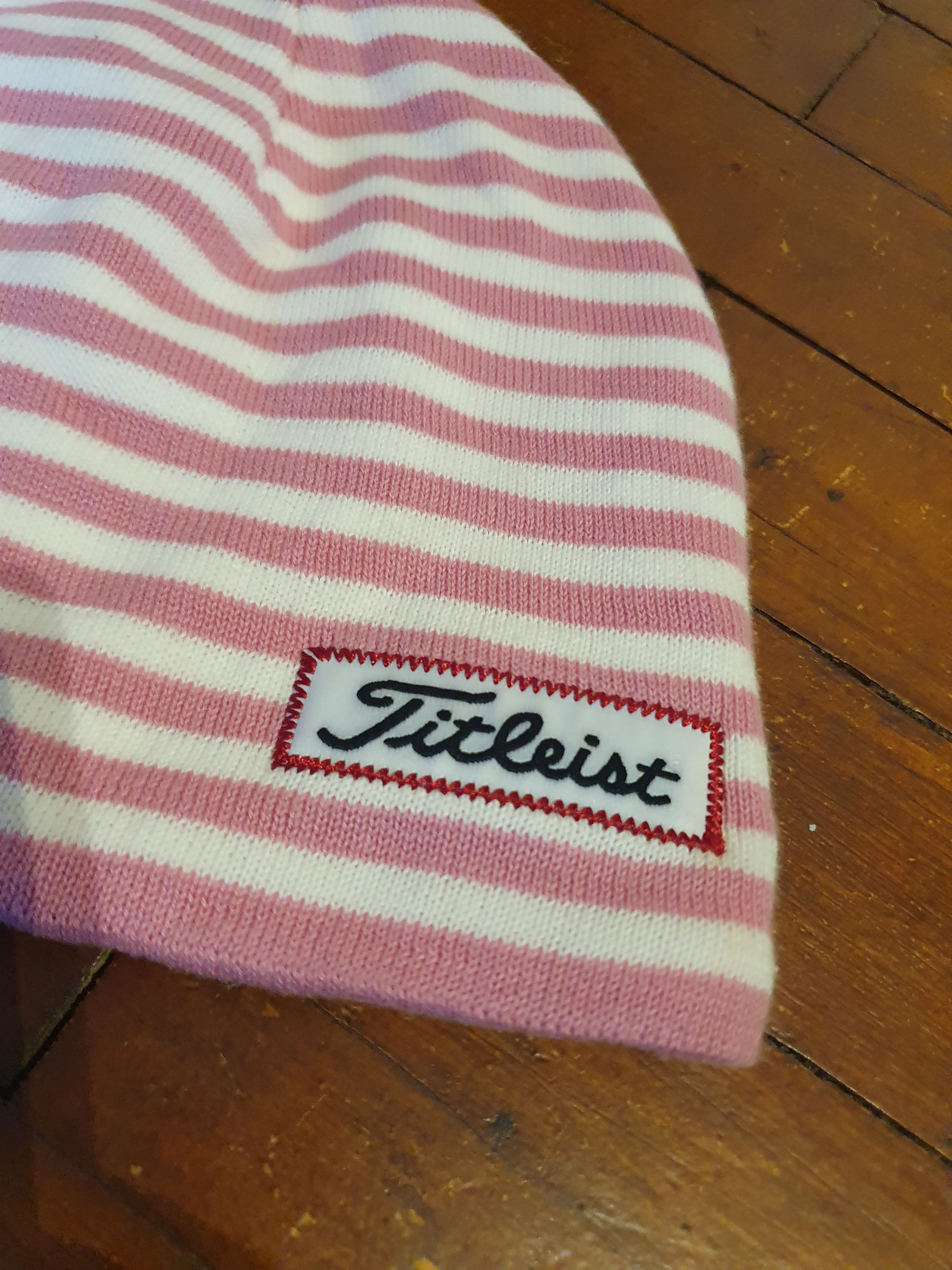 Titleist Titleist Women's Striped Beanie Golf Winter Hat Size ONE SIZE - 6 Thumbnail