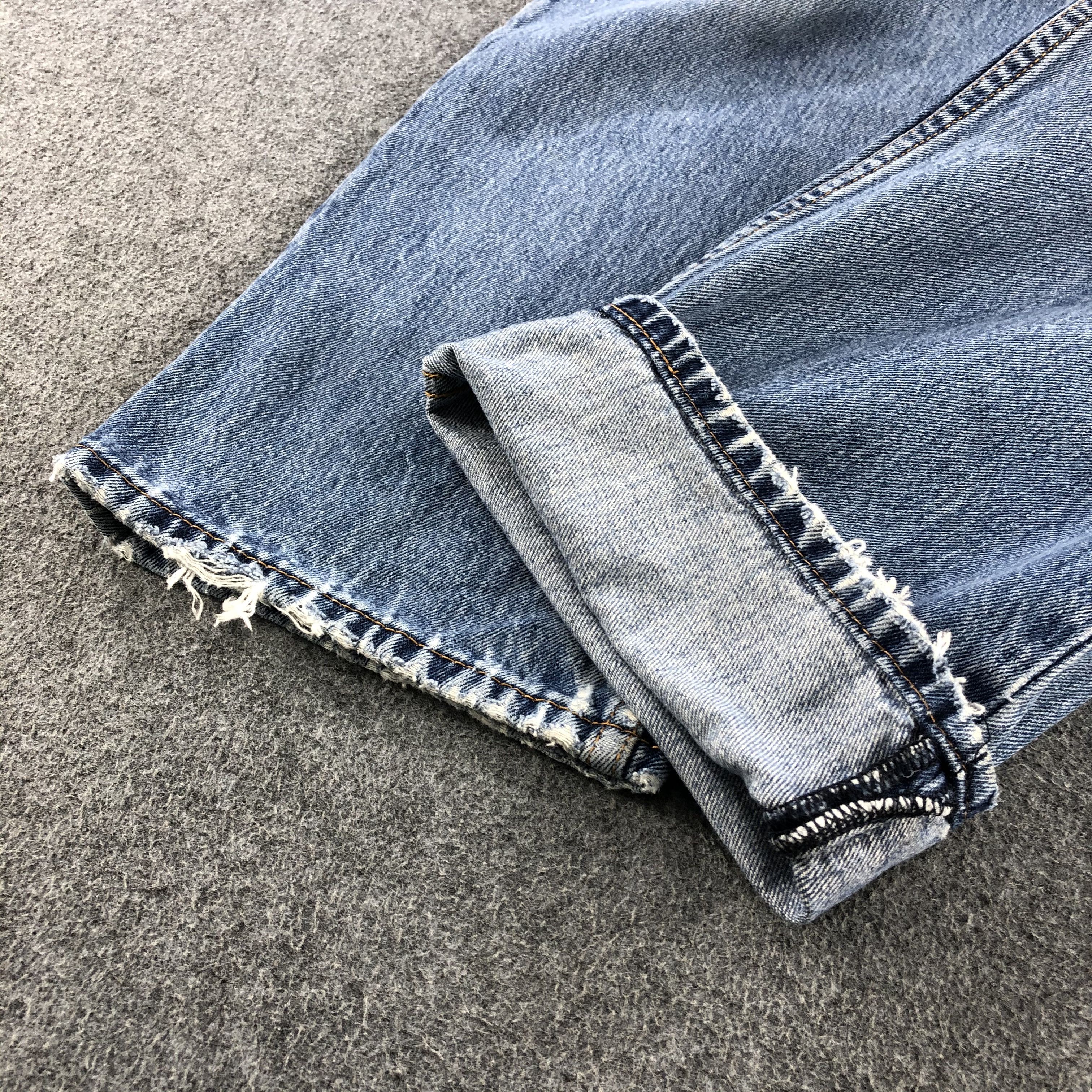 Levi's BLue Wash Vintage Levis 550 Jeans-J1184 Size US 36 / EU 52 - 6 Thumbnail